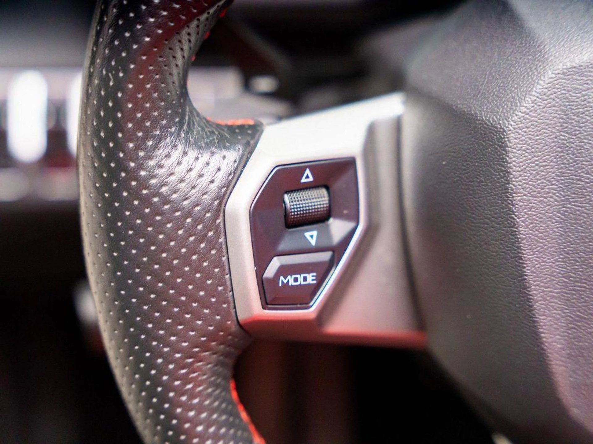 mph060_1476024492_73_Q8j_L3_Mb2_LG_Fq1_RUJ_Bl_S4_Yoi_YE_b6970587f7