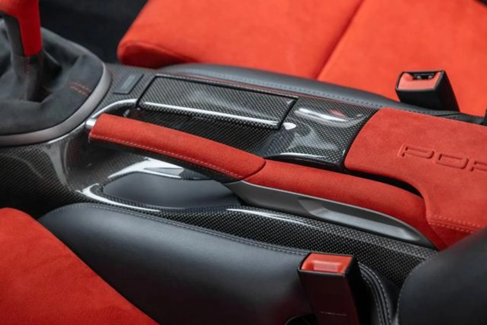 mph060_1489071149_gfv0y6w_Pl3kjet6u_Iha_Fe054_C4_M_0640840d71