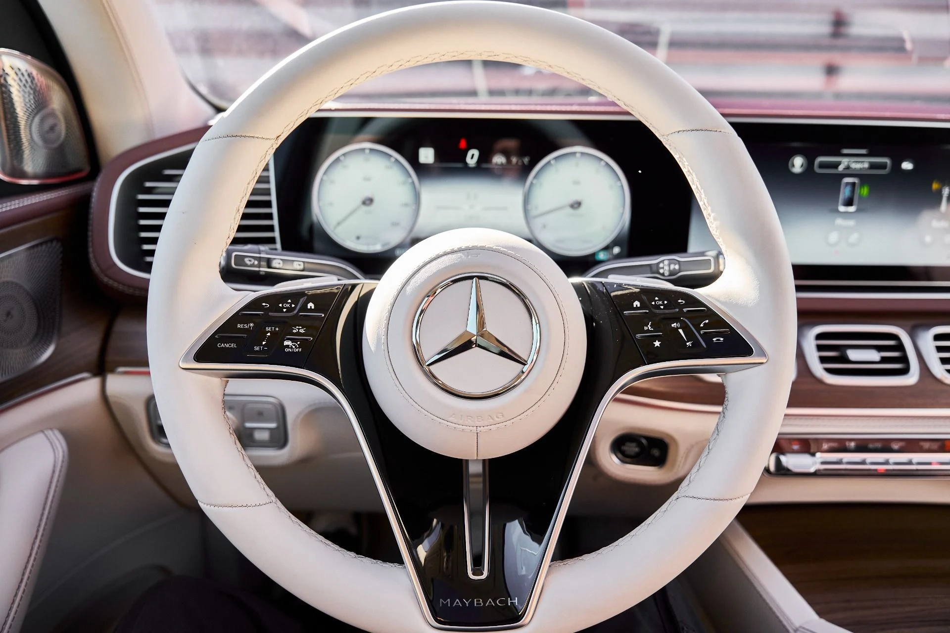 mph060_1495417135_Used_2026_Mercedes_Benz_GLS_Maybach_GLS_600_1772593259_1642545fc0