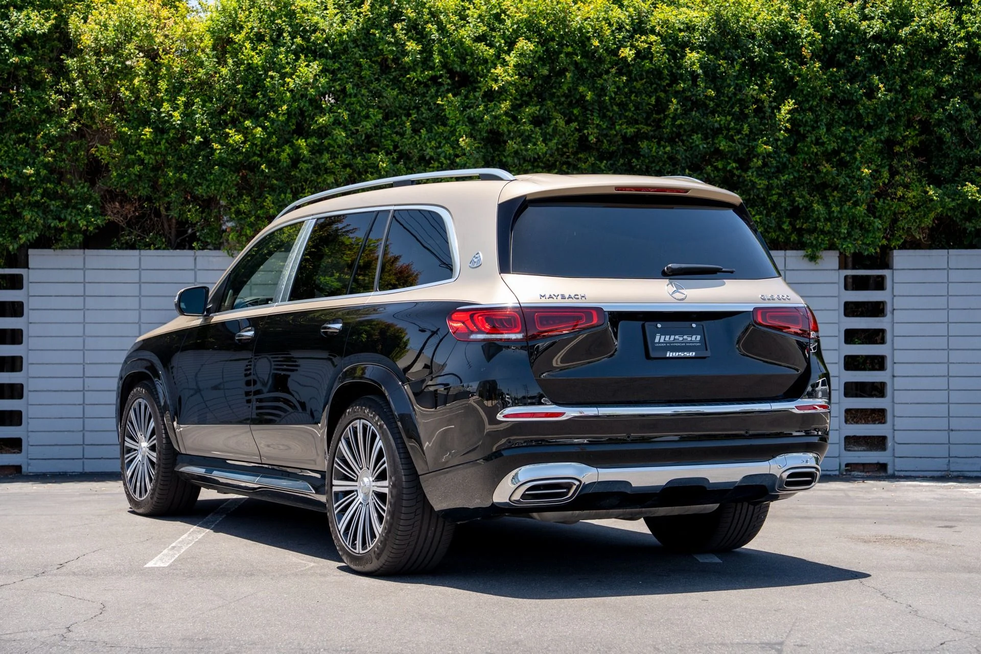mph060_1511566590_Used_2023_Mercedes_Benz_GLS_Mercedes_Maybach_GLS_600_4_MATIC_1750352643_0bc9cfa5c3