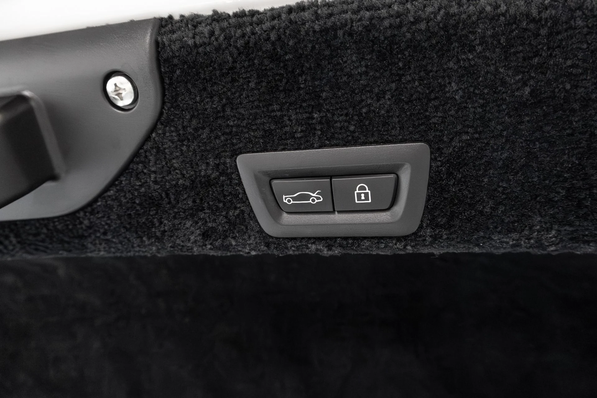 mph060_1516678790_Used_2016_Rolls_Royce_Ghost_1775019332_4020d023e0