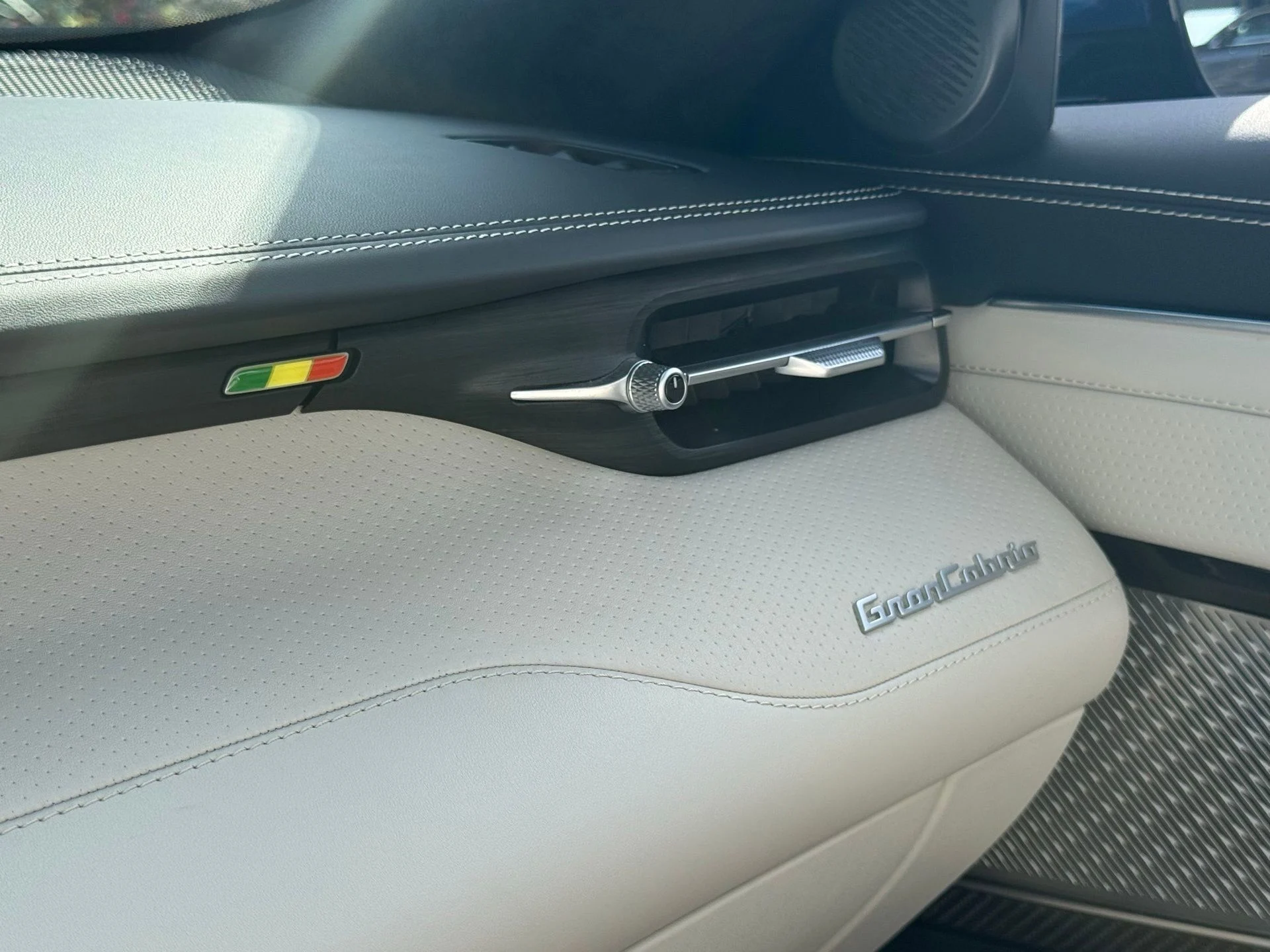 mph060_151823272_ea287cd3b36840ad99b78a0e55bd1851_2ee50800bc