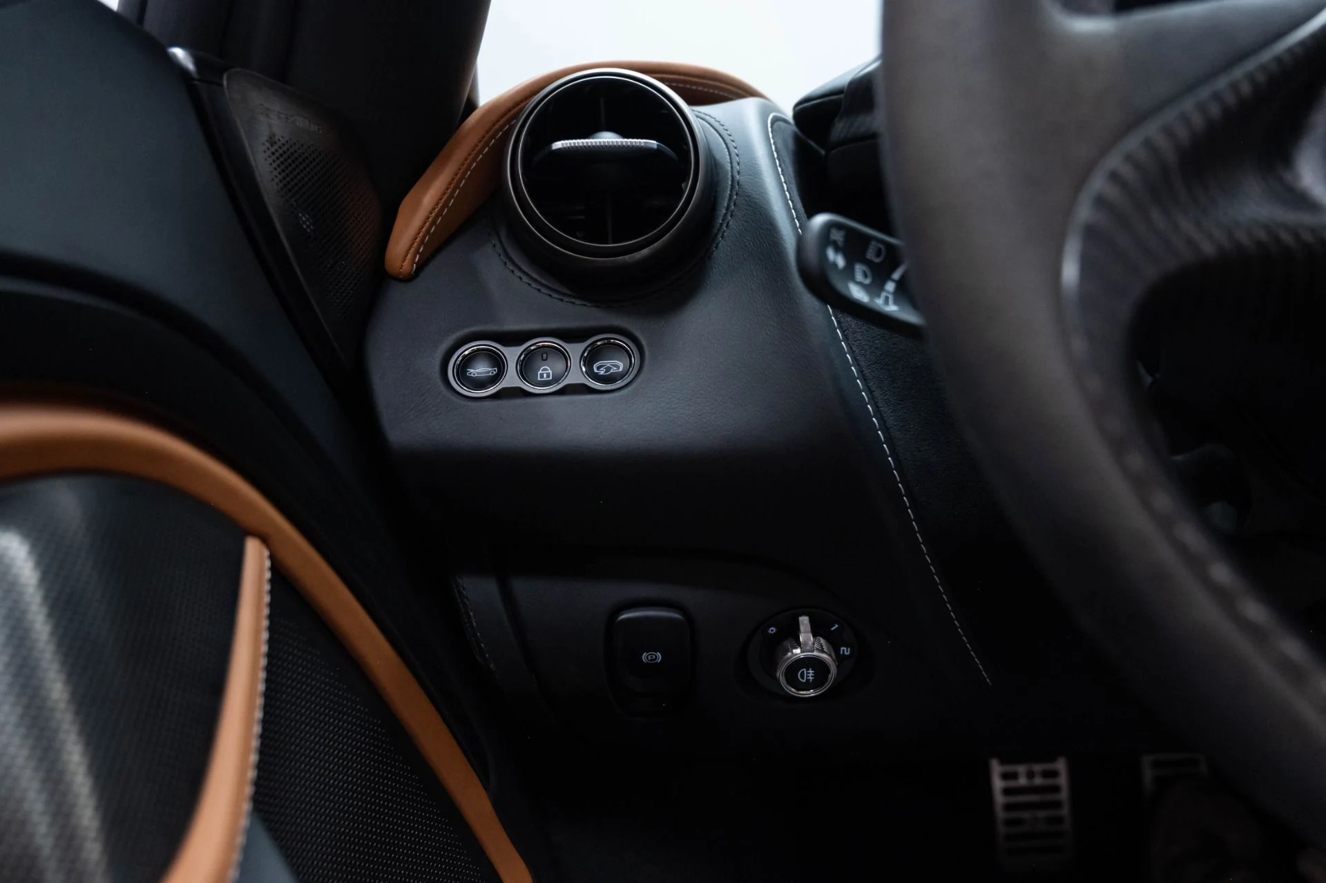 mph060_1522081559_Used_2020_Mc_Laren_720_S_Luxury_1783466432_32dccb29dd