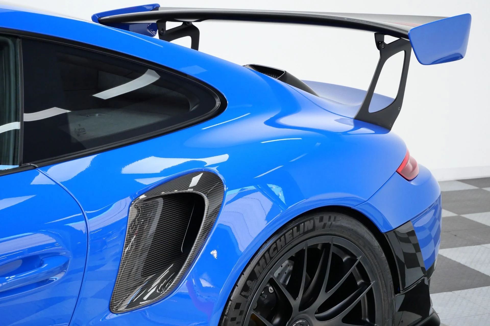 mph060_1546055334_Used_2019_Porsche_911_GT_2_RS_Paint_to_Sample_Weissach_package_CXX_Options_1787849461_2173be3698