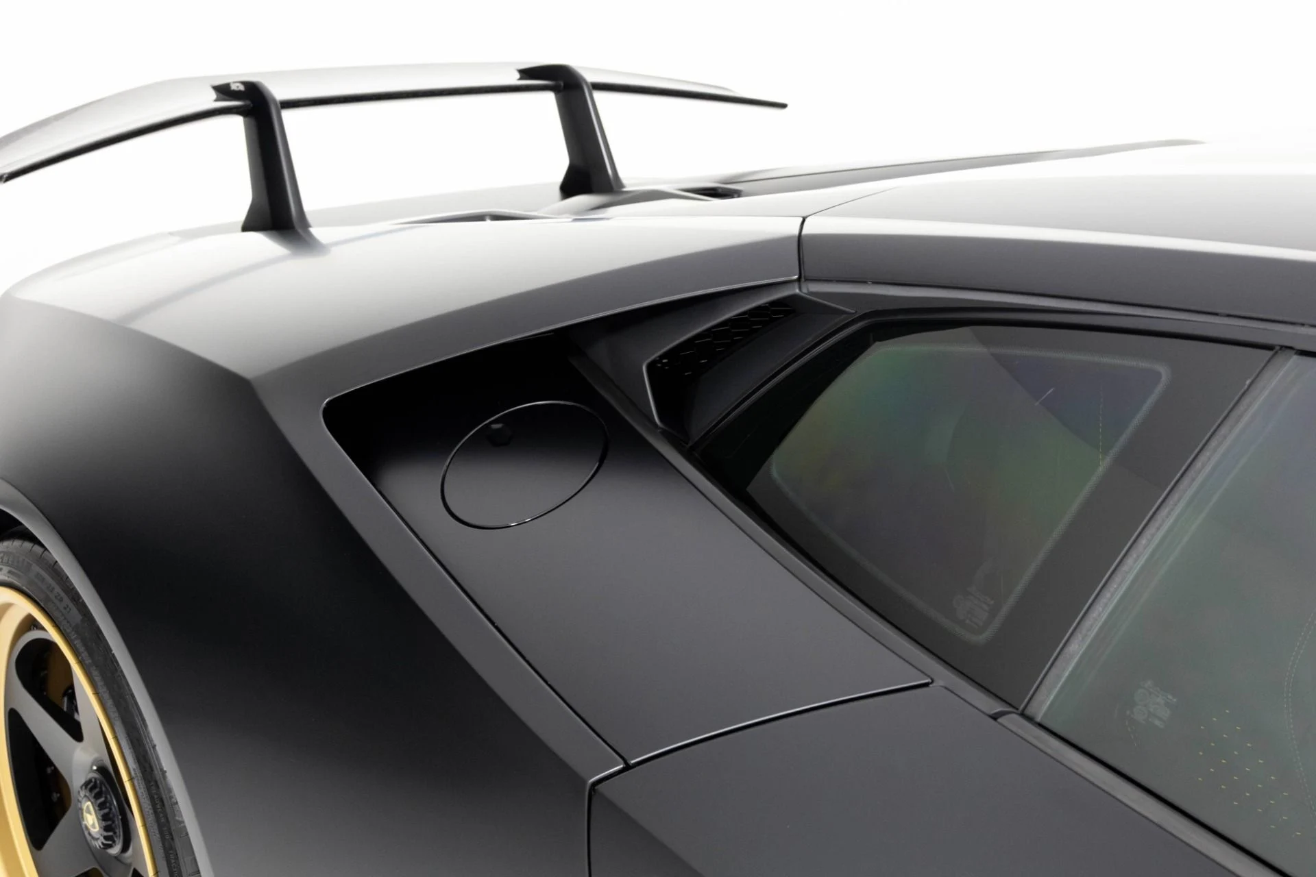 mph060_1561227358_Used_2018_Lamborghini_Huracan_Performante_1762565933_18e57e08ee