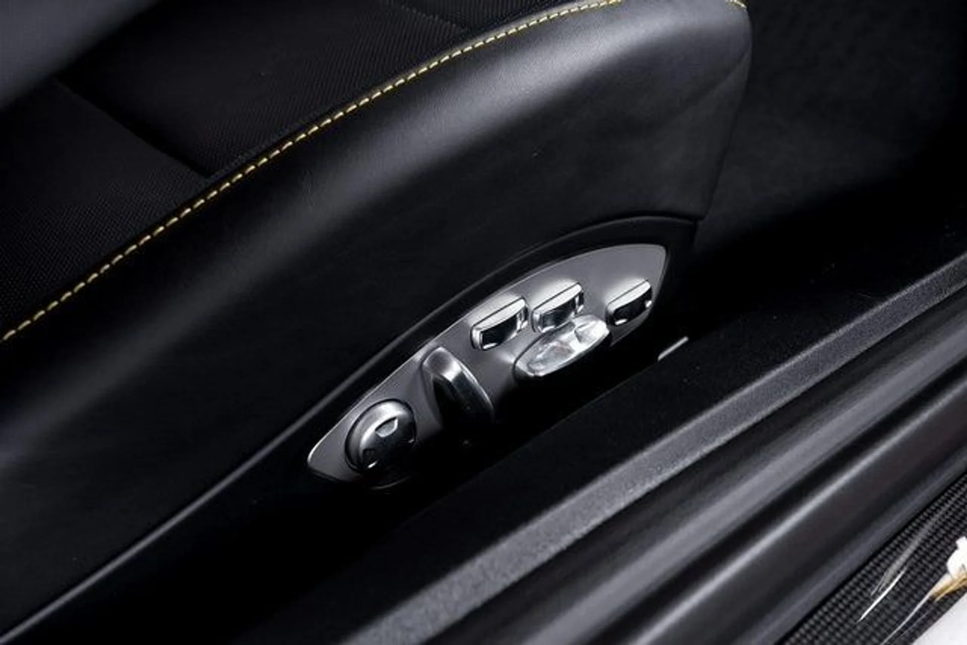 mph060_1619790444_dffc62bd8acb0acc46e69e1c9809e6bfx_f902dbbf37