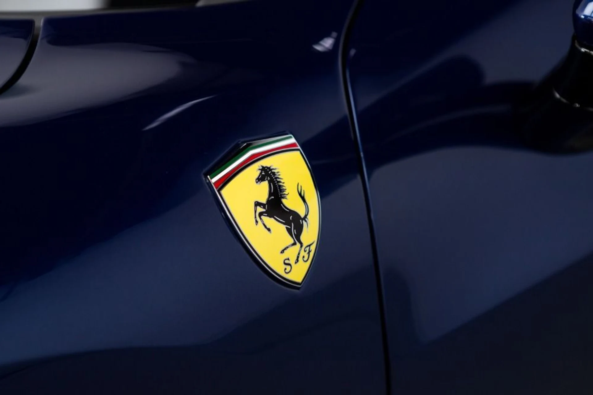 mph060_1626874084_Used_2023_Ferrari_296_GTS_6fa83a1c27