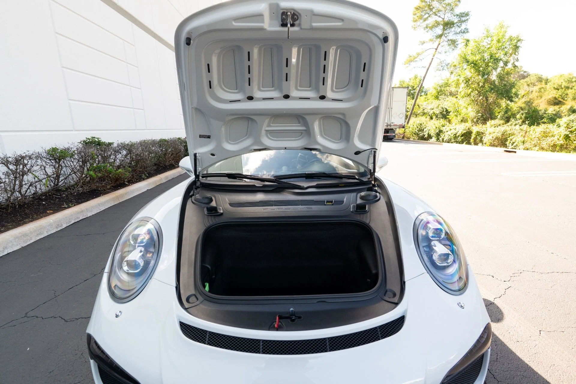 mph060_1640837943_Used_2015_Porsche_911_GT_3_1766771011_4c1fce24e4