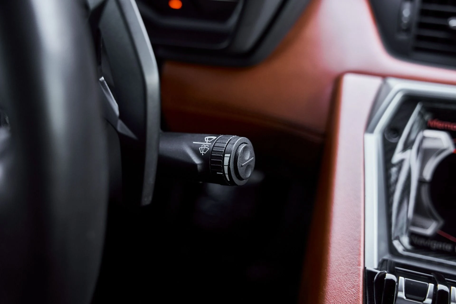 mph060_1664053789_Used_2018_Lamborghini_Aventador_S_Base_1773191883_534b6b70db