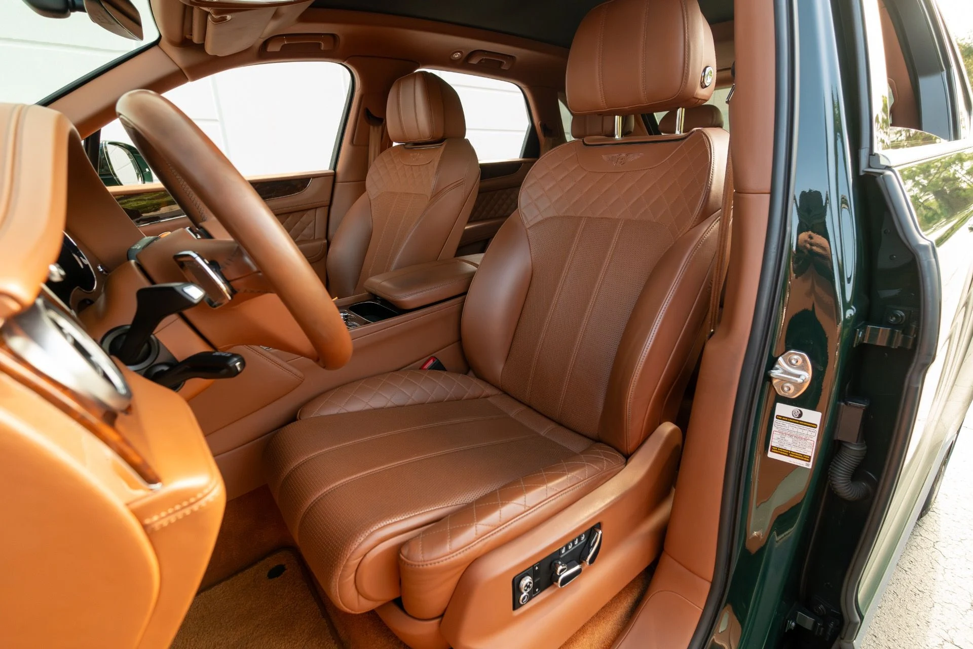 mph060_1708538075_Used_2017_Bentley_Bentayga_W12_First_Edition_1762986986_8d578a7654