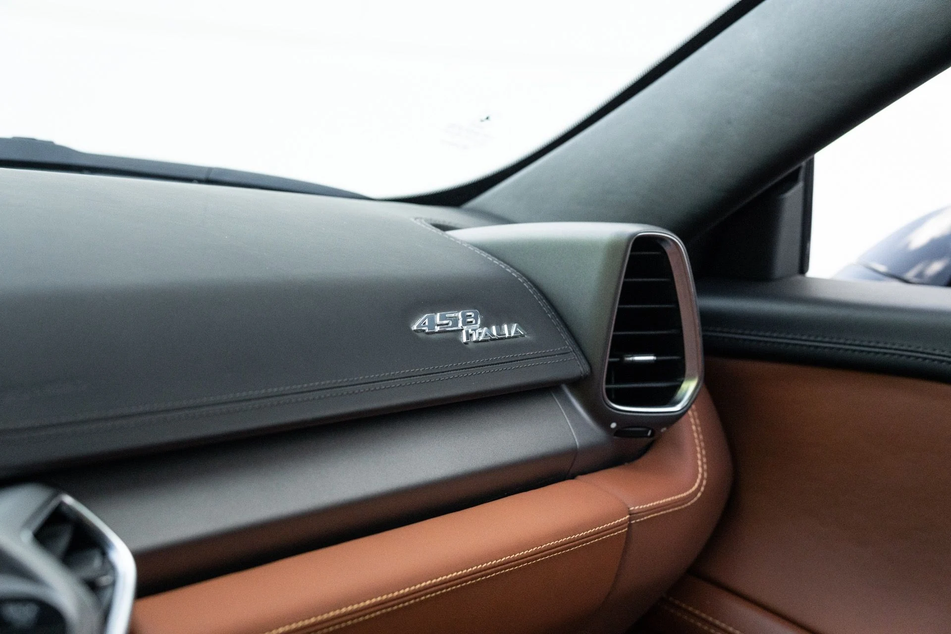 mph060_1710724698_Used_2013_Ferrari_458_Italia_1773252812_44a2e46215