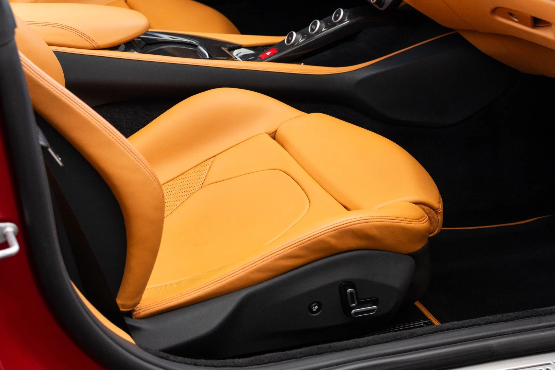 mph060_1746714123_Used_2019_Ferrari_Portofino_1779385815_5fccb16260