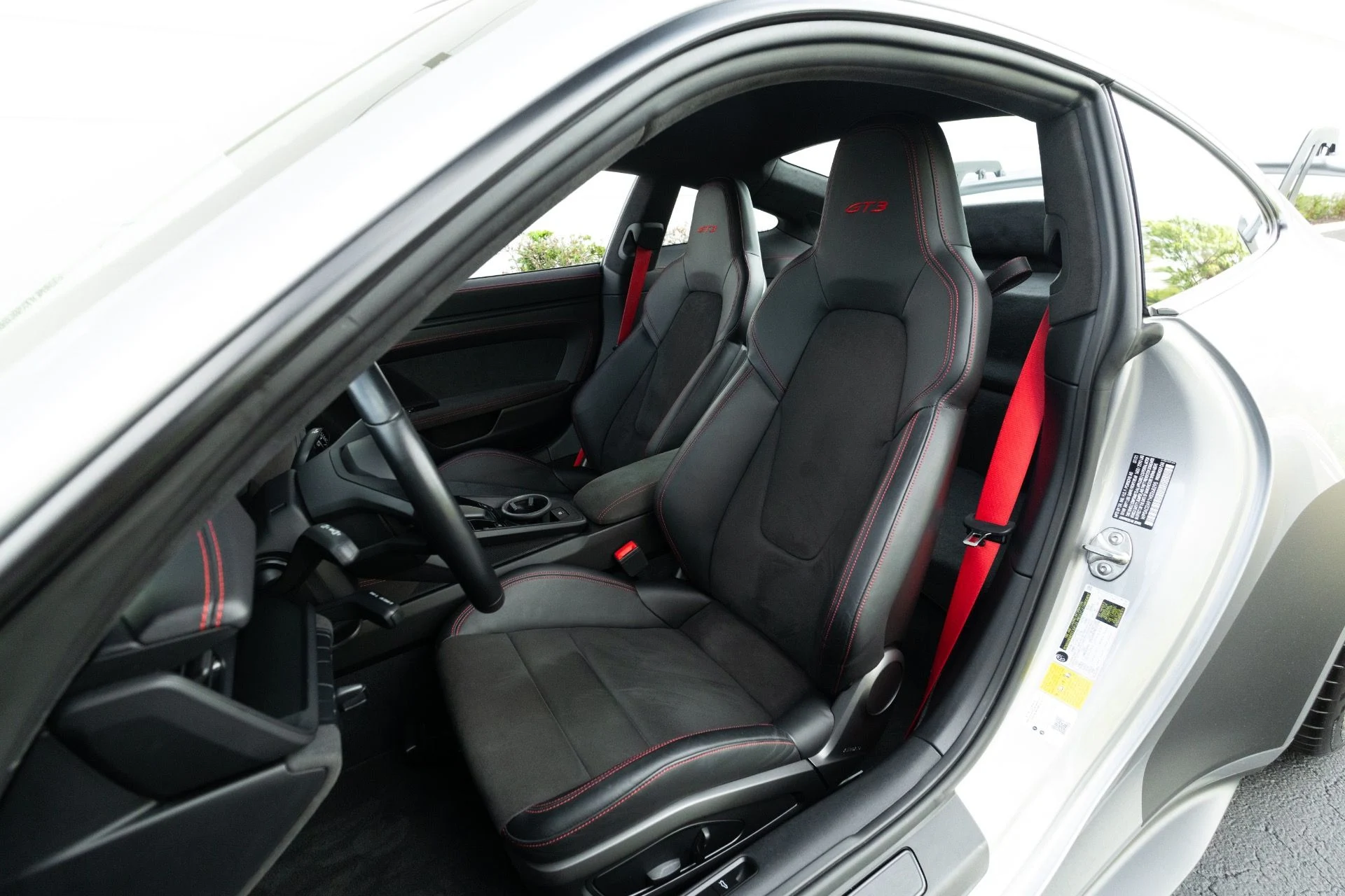 mph060_1759157579_Used_2022_Porsche_911_GT_3_w_Touring_1769199513_d49b558969