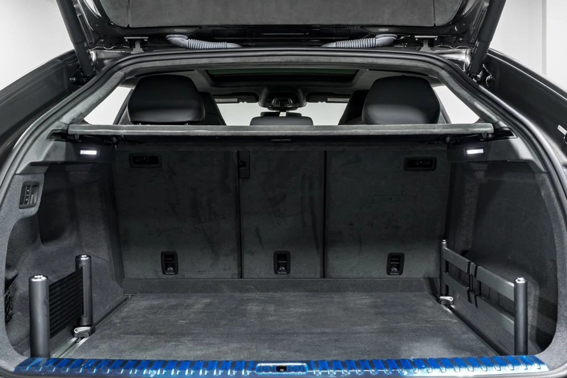 mph060_1787320349_a68308e331fab46baf94fcd7905ee883x_2190e5d81d