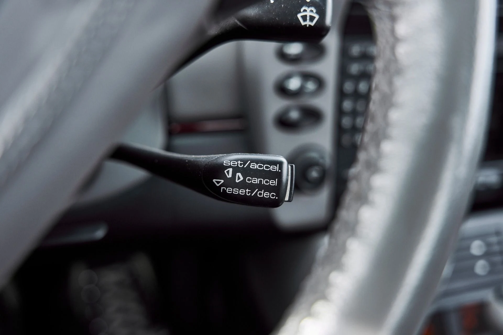 mph060_1867023709_Used_2005_Porsche_911_Turbo_S_1770864452_26f3cbe71f