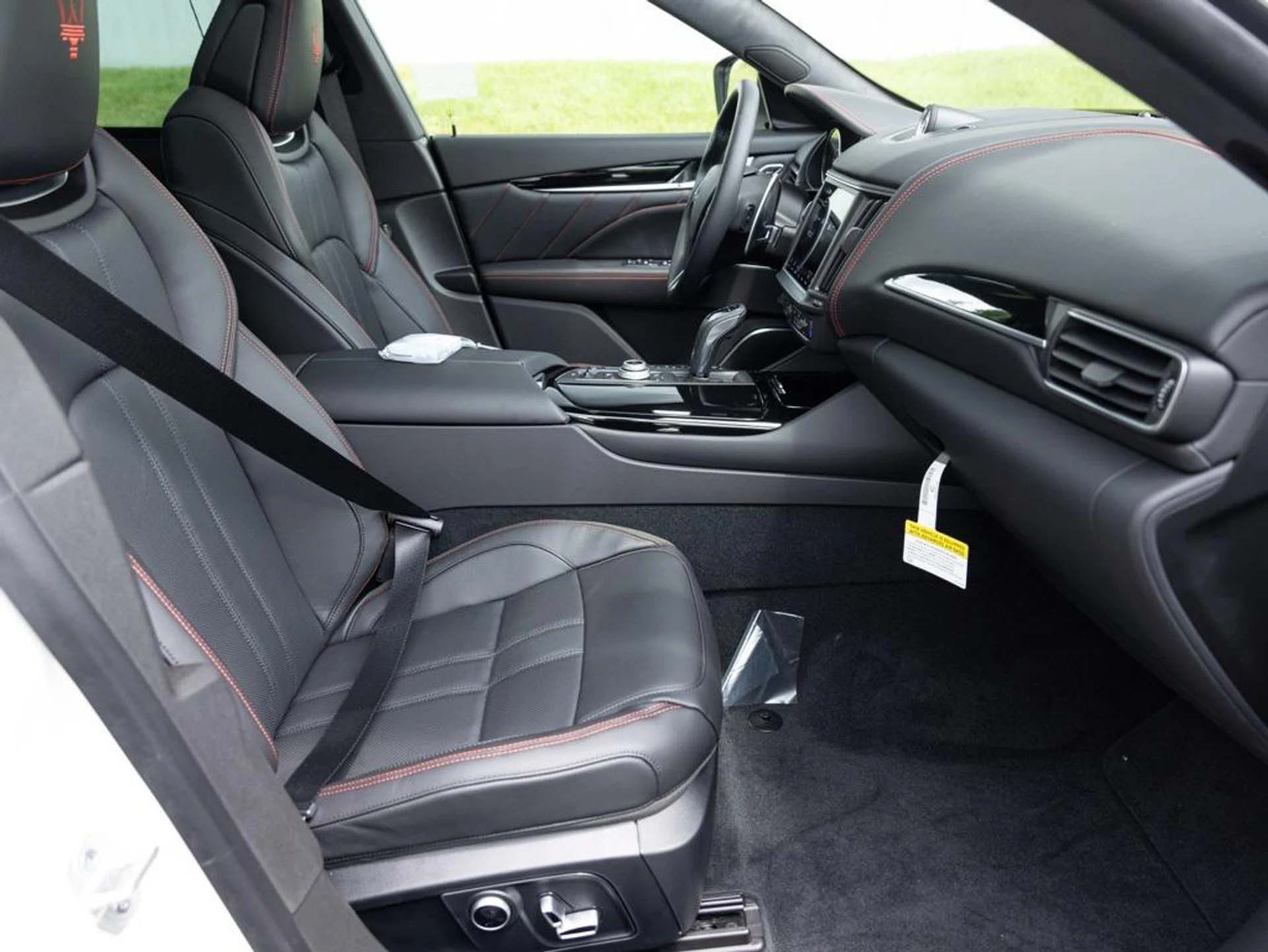 mph060_1894677596_478444804_692f066d0d1b9ac3fcfb9c96_962cbc2b96