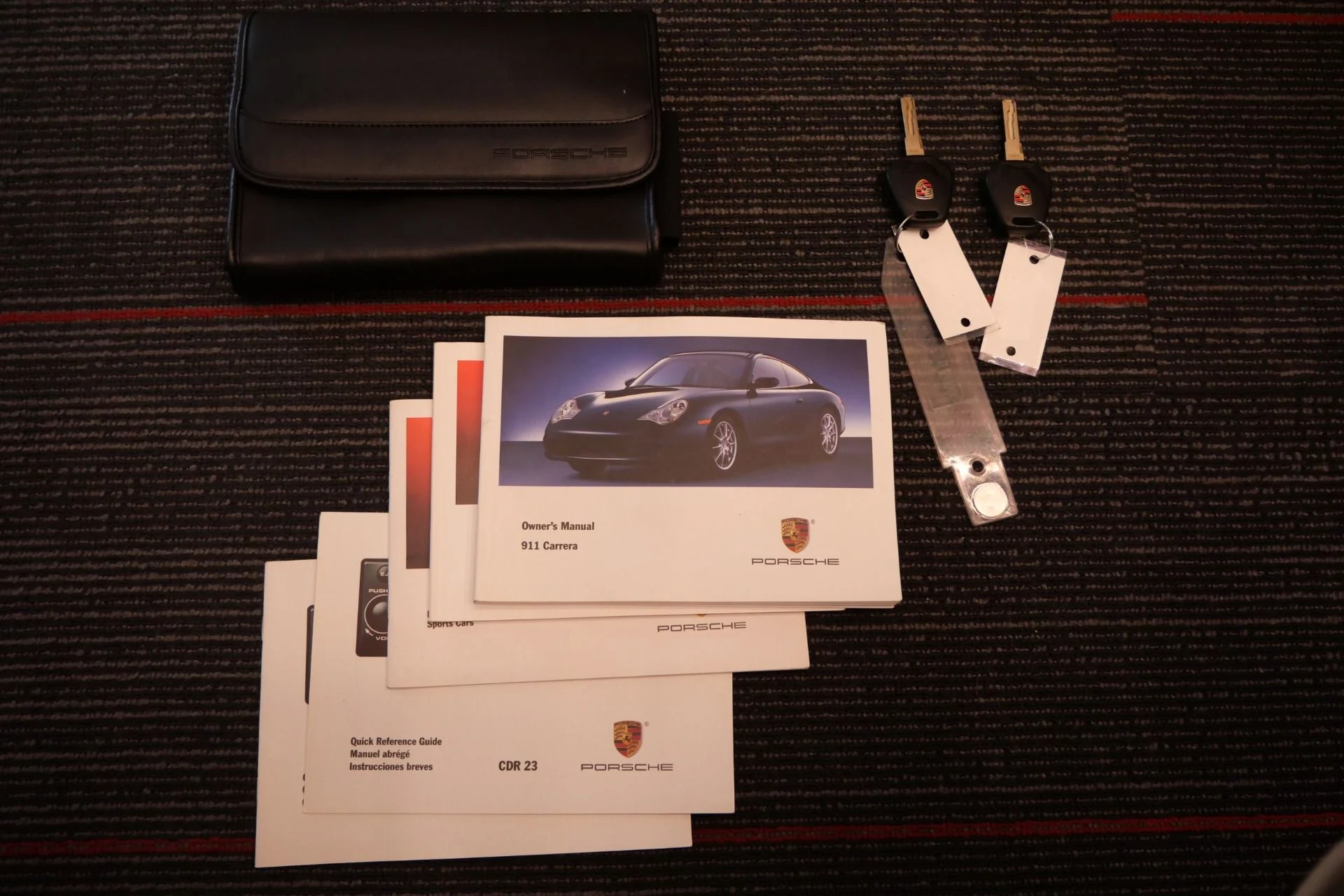 mph060_1908069920_Used_2003_Porsche_911_Carrera_1758033613_5a99e84120