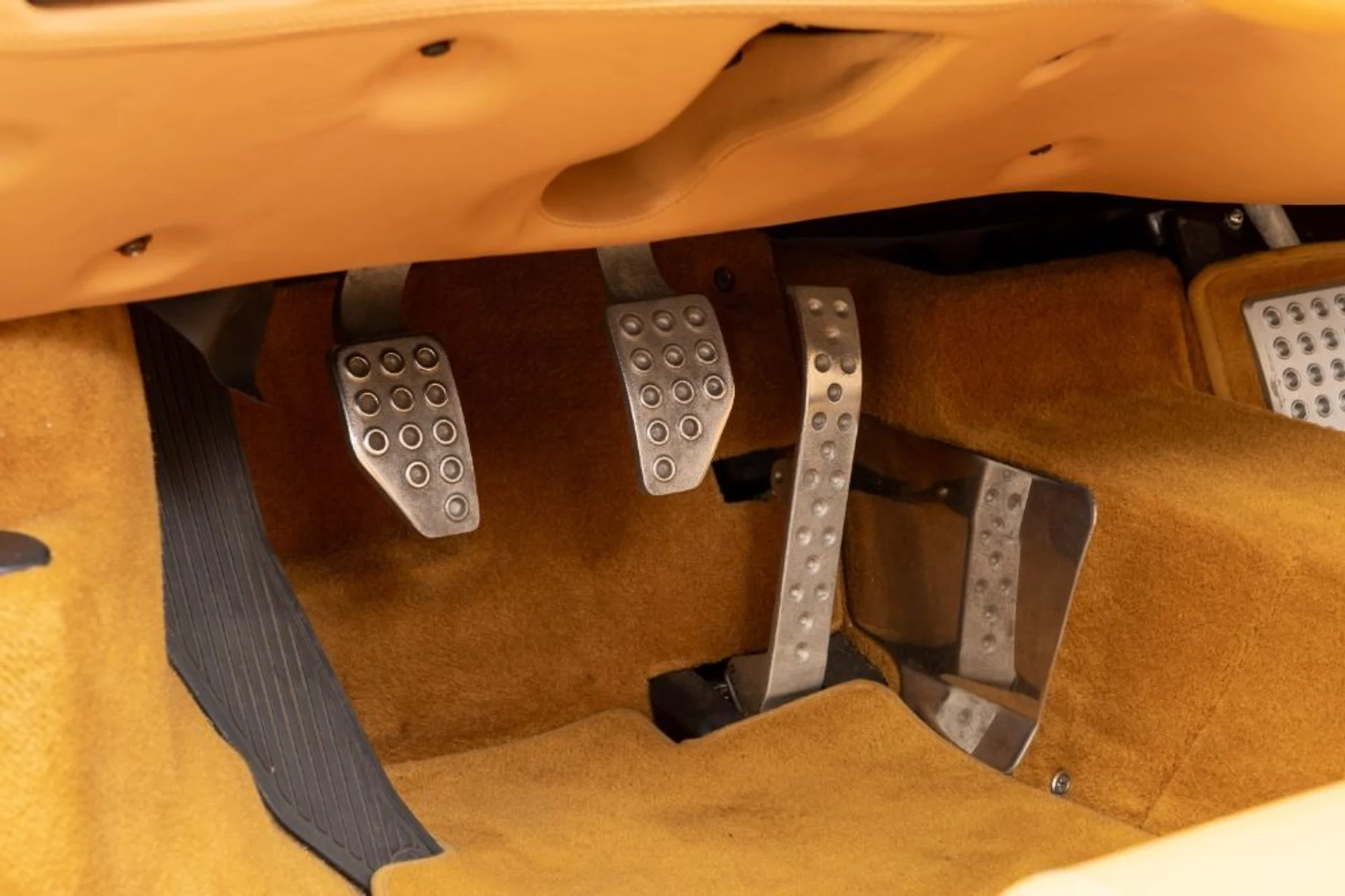 mph060_1917839399_Used_2003_Ferrari_360_Spider_eb411c7711