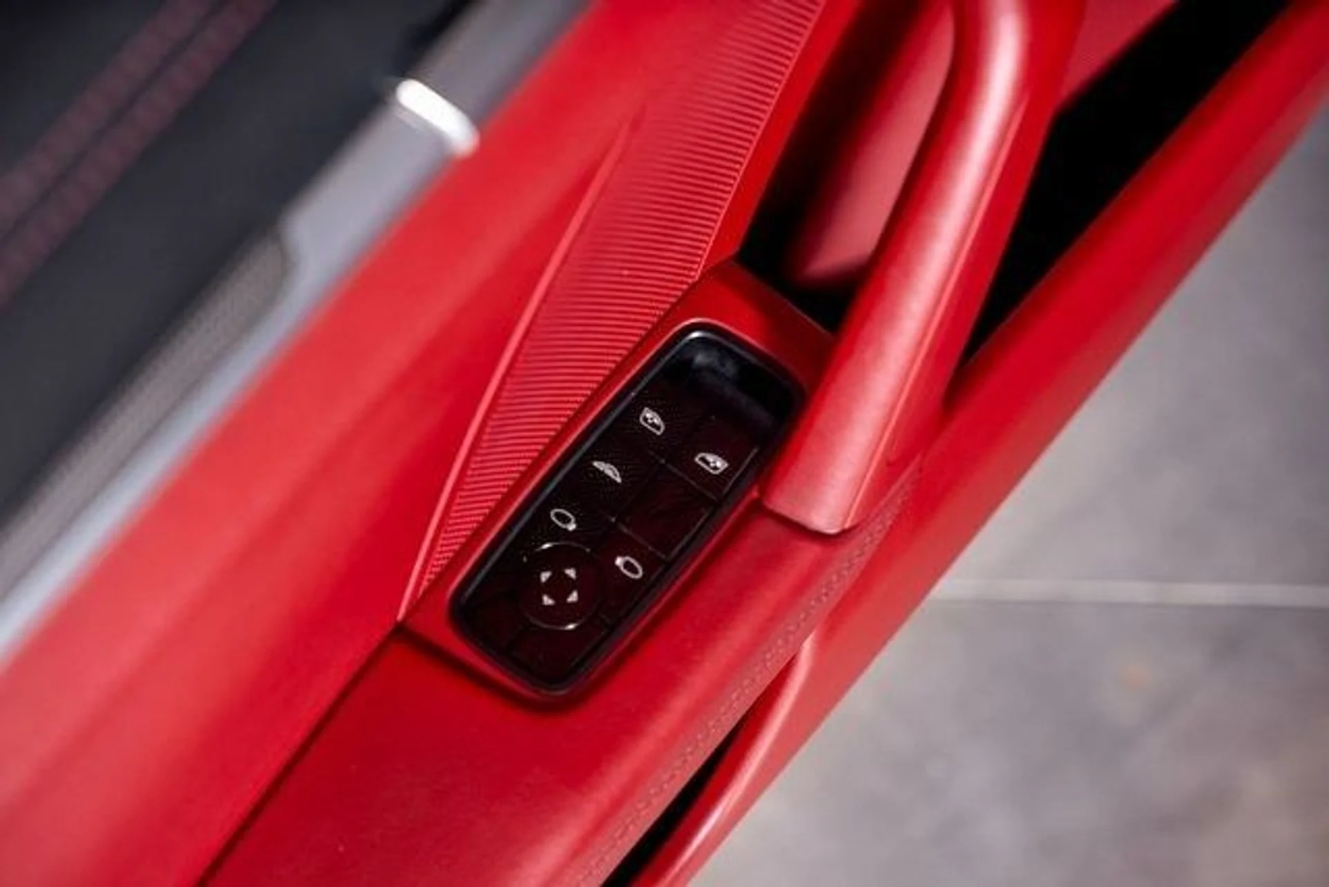 mph060_1920716213_670990f95f2838c57d7c315852662386x_81d8a847a9