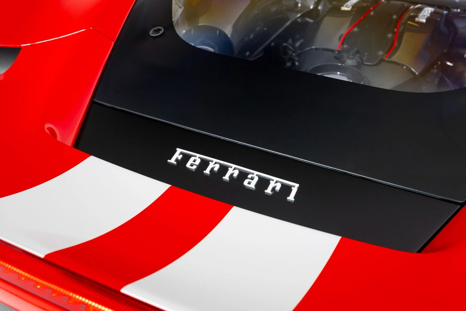 mph060_1934259931_Used_2019_Ferrari_488_Pista_1760379304_757607005a