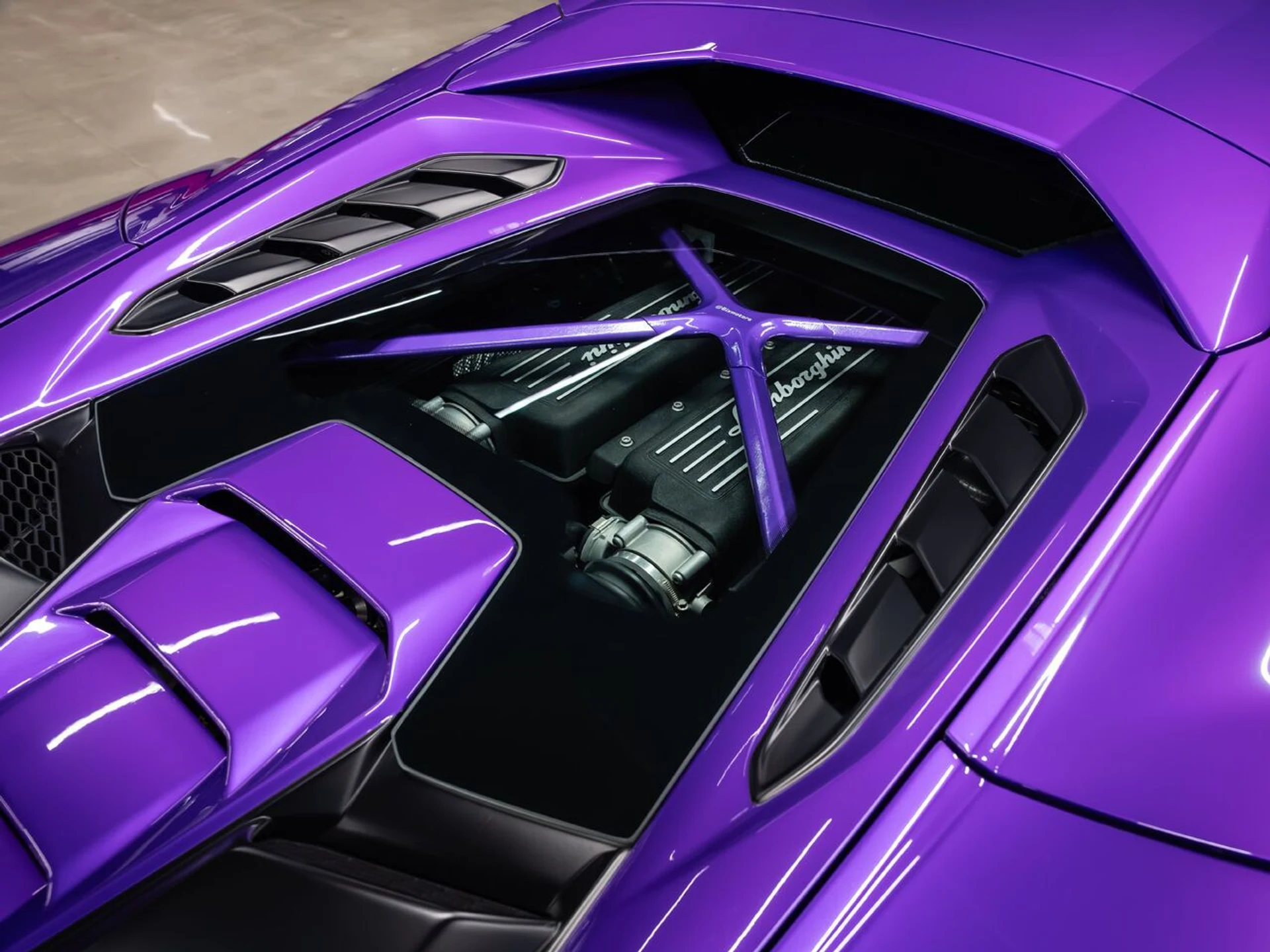 mph060_1935250815_lamborghini_huracan_tecnica_2023_11c13867a8