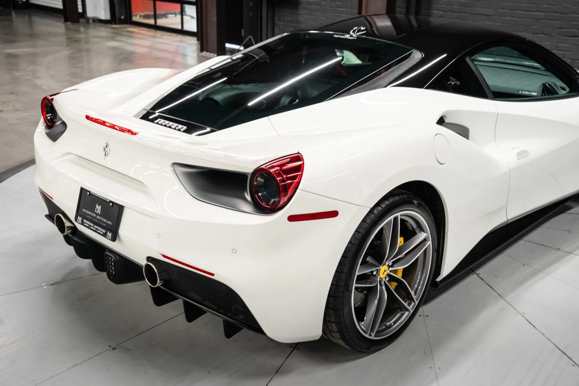 mph060_1961417661_ferrari_488_gtb_2018_3d168c2fff