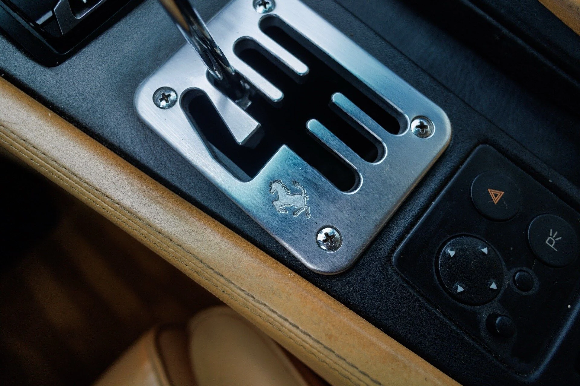 mph060_2000530326_2421b802f4d5301c548b587ffb29fdddx_ad651ffd18