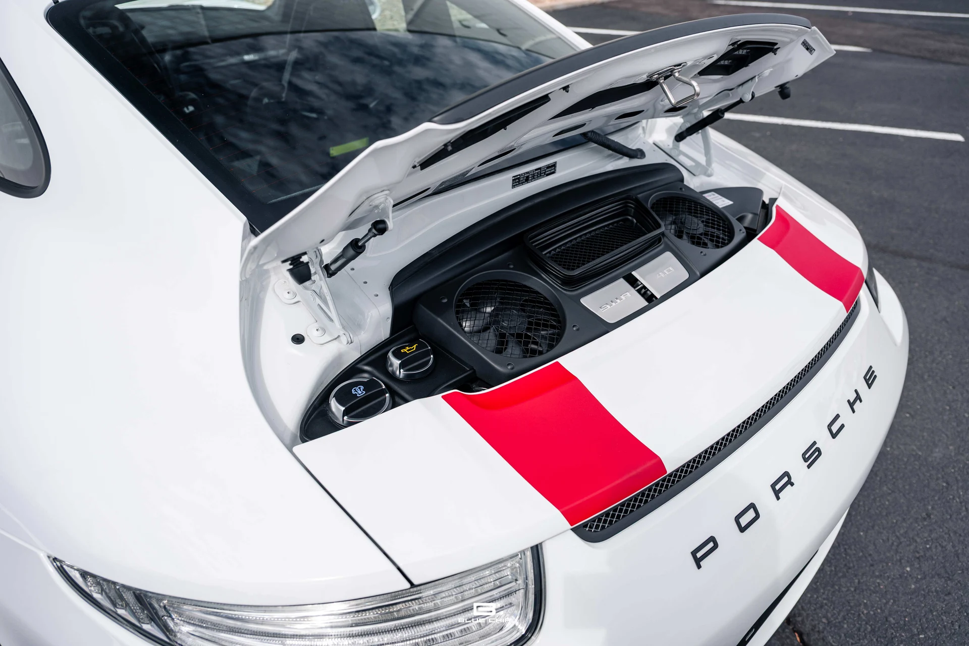 mph060_2030336042_6a691cf91c5d765261e5b7b7_23789_202016_20_Porsche_20911_20_R_61_b81b7a21d5