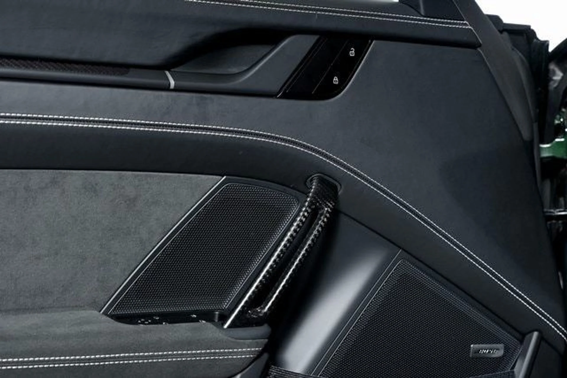 mph060_2102086774_ec2ca2d6ac3b576412992e4e9fe7d998x_2b804ef6f0