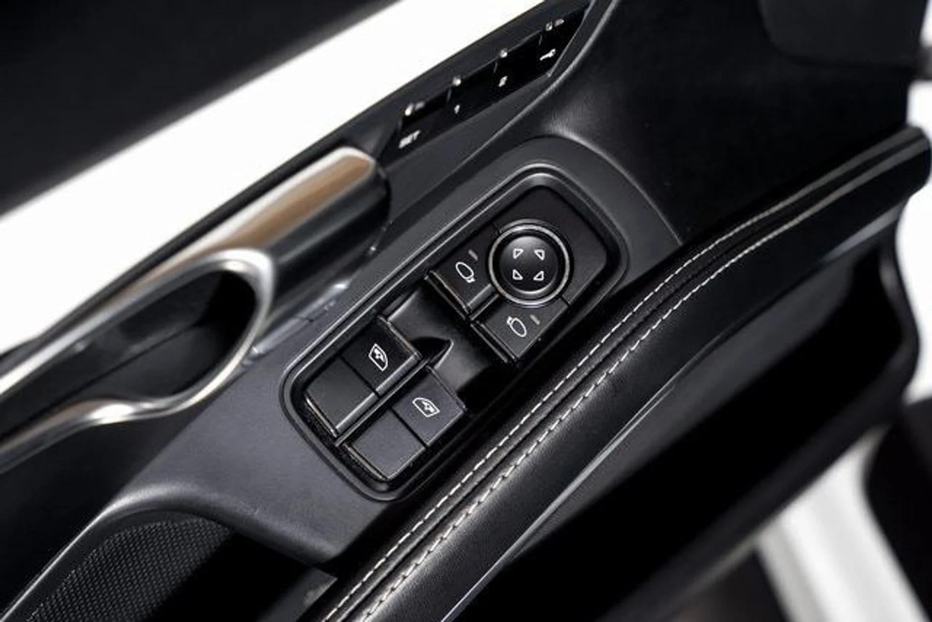 mph060_2106318654_8389eeeb5976e51969ca9485d47652f4x_d99cfd4a8a