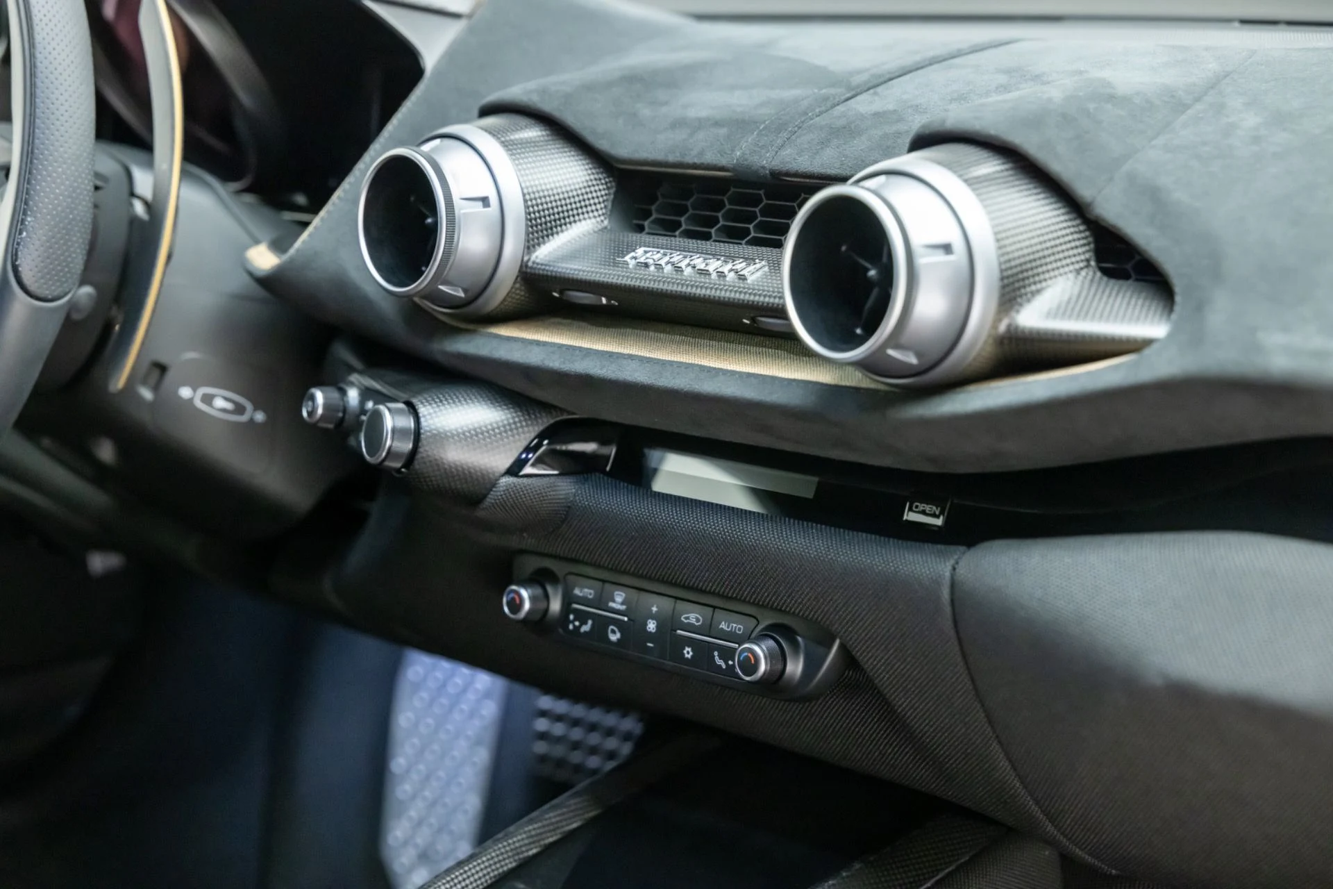 mph060_2109041731_13437_p61_l_d343cba0a7