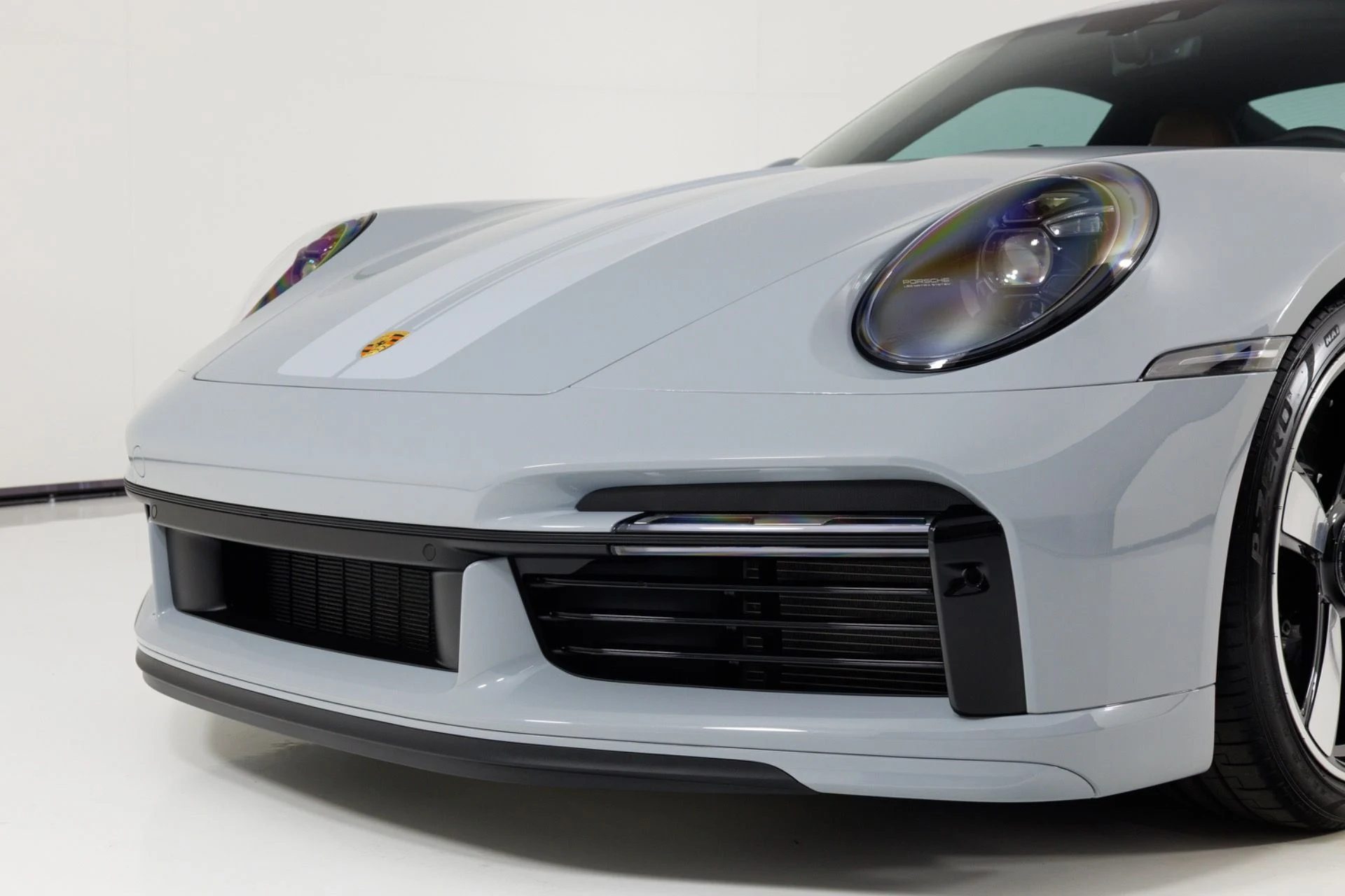 mph060_2128907730_Used_2023_Porsche_911_Sport_Classic_1775497655_ca511837ef