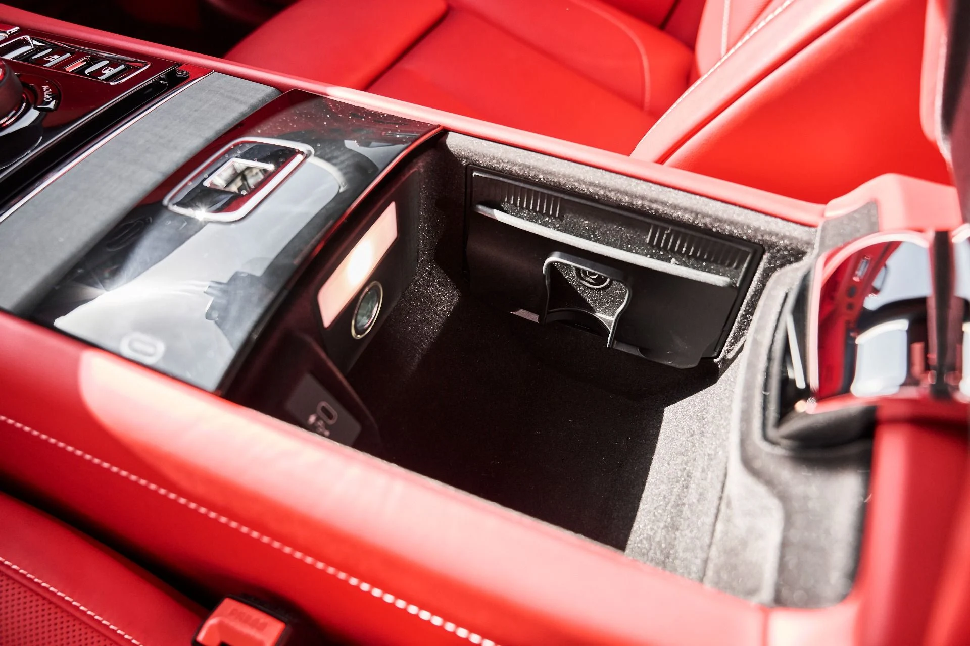 mph060_2133457760_Used_2024_Rolls_Royce_Ghost_Base_1781229740_9926120193