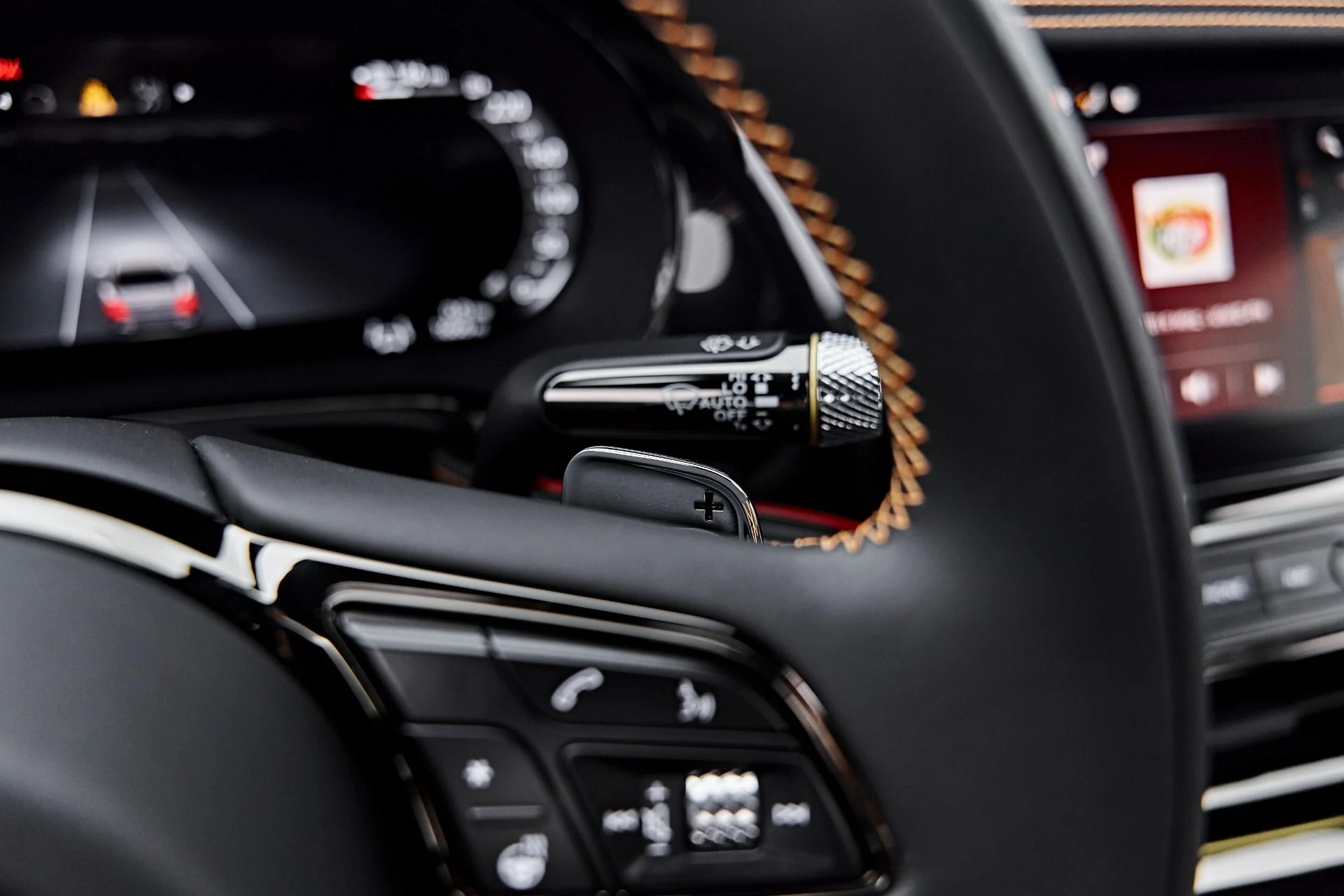 mph060_2162498766_Used_2025_Bentley_Flying_Spur_Black_Edition_1790368109_3e3125686f