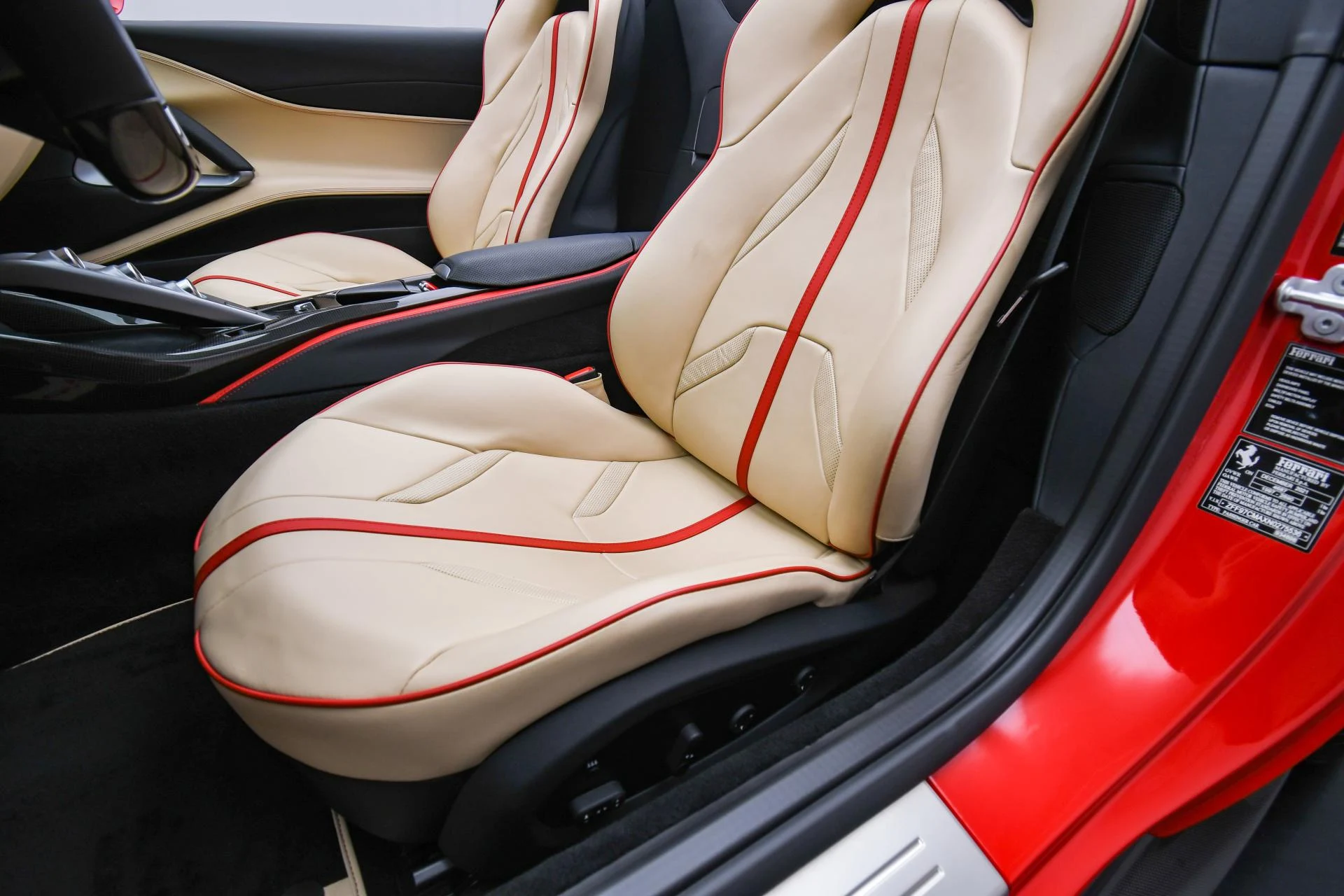 mph060_2188975305_Used_2022_Ferrari_812_GTS_1752652221_1f2a1fd1ef