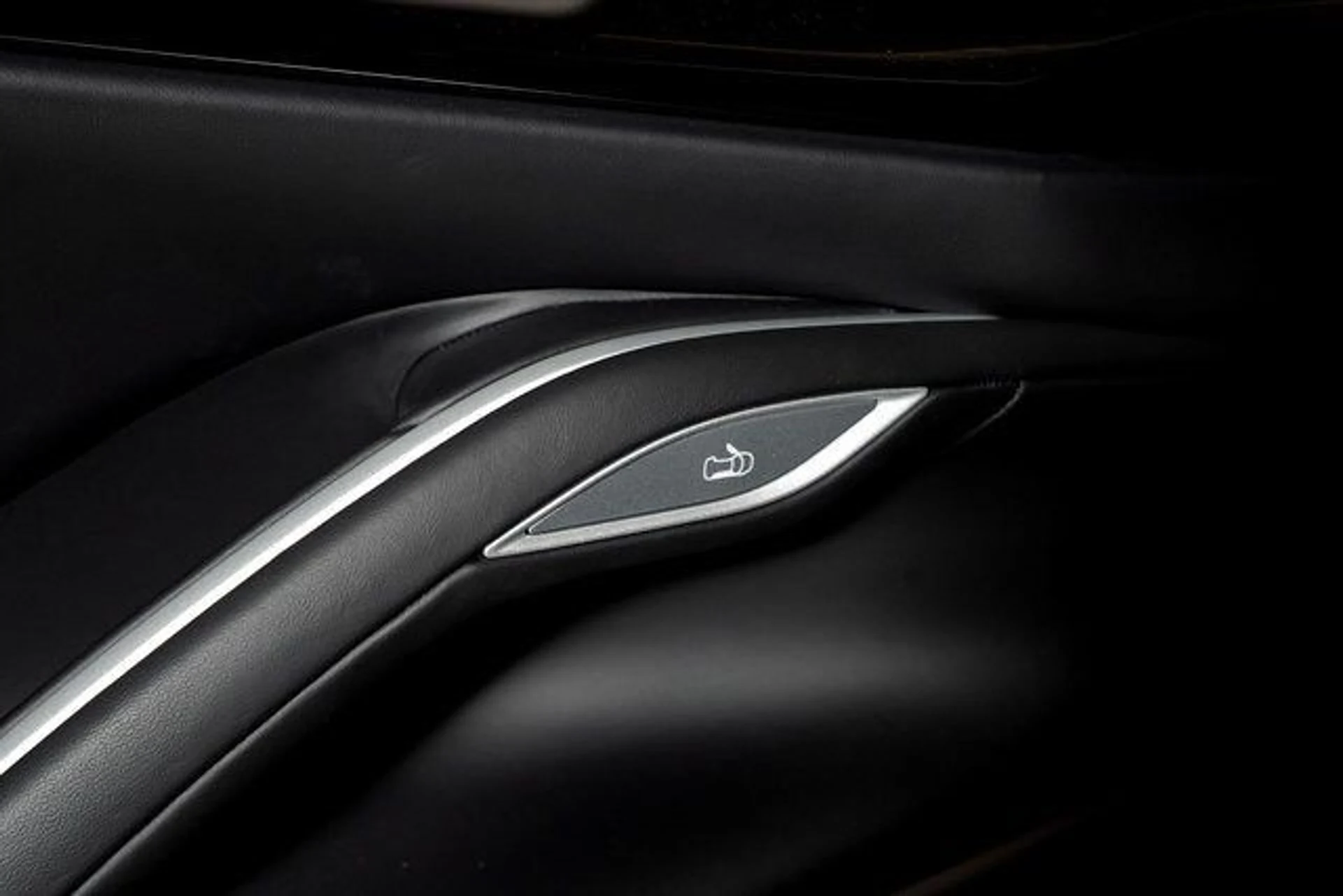 mph060_2220445906_aa1eca3294c191644d6a17a9497d4bc6x_84df55ab8c