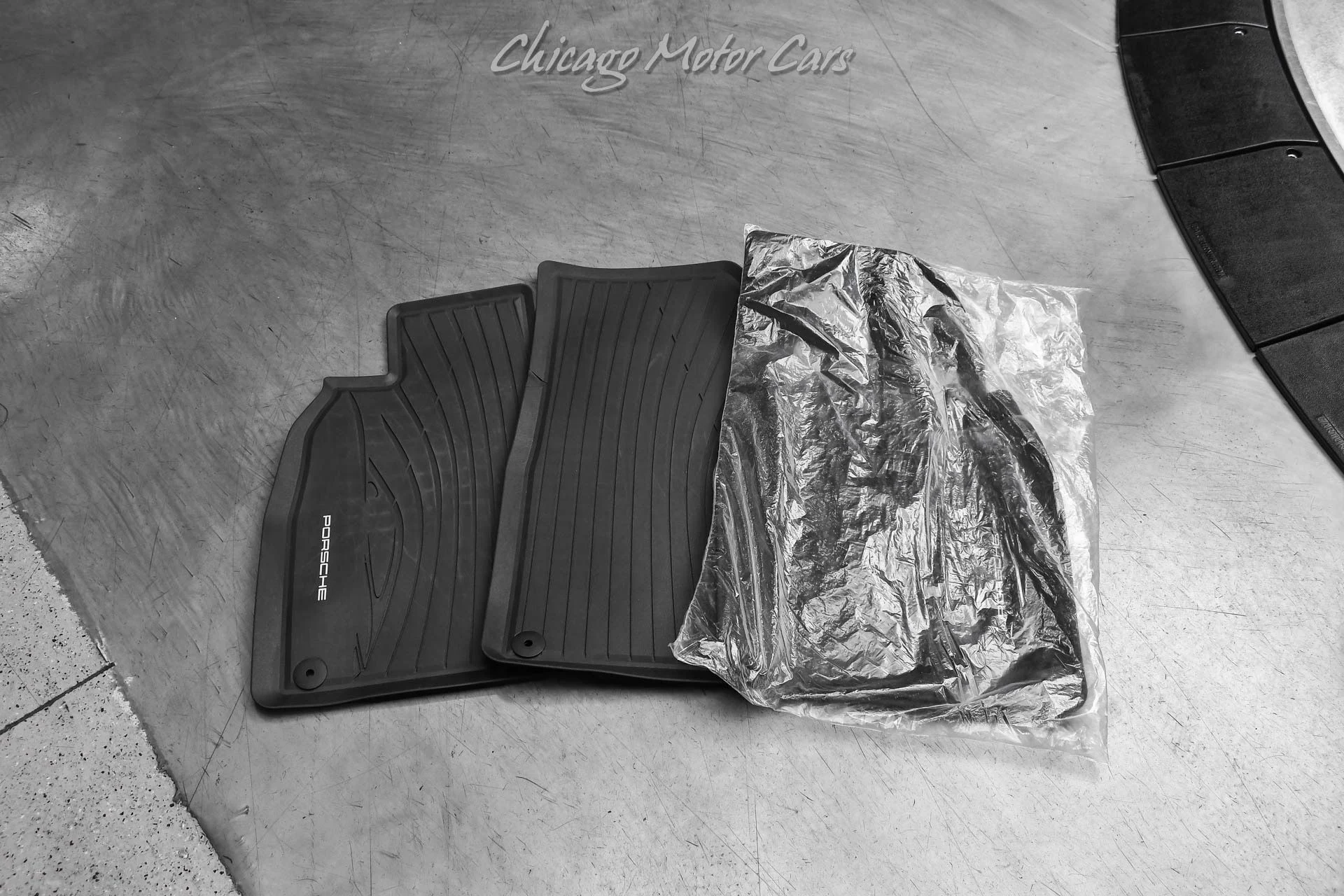 mph060_2237295878_12981_p61_l_dec1f30a76