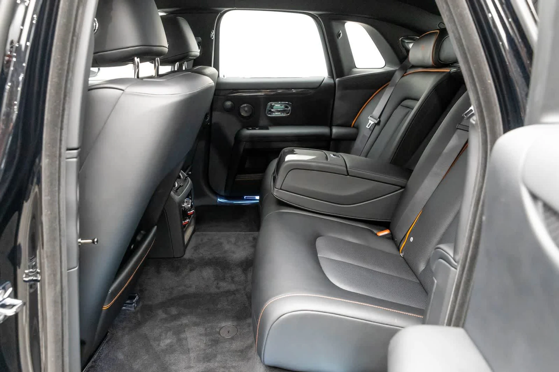 mph060_2243976825_61_917e5093ce