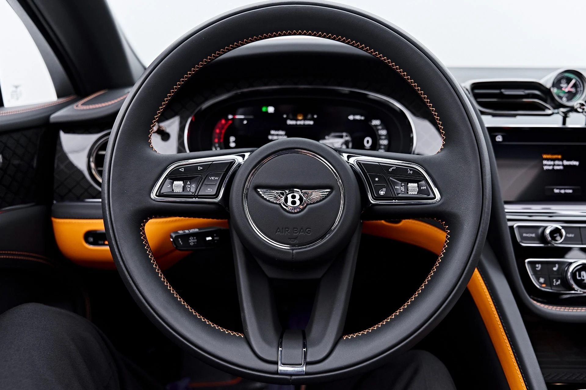 mph060_2268983571_Used_2025_Bentley_Bentayga_S_Black_Edition_1790644367_8ccd3589ad