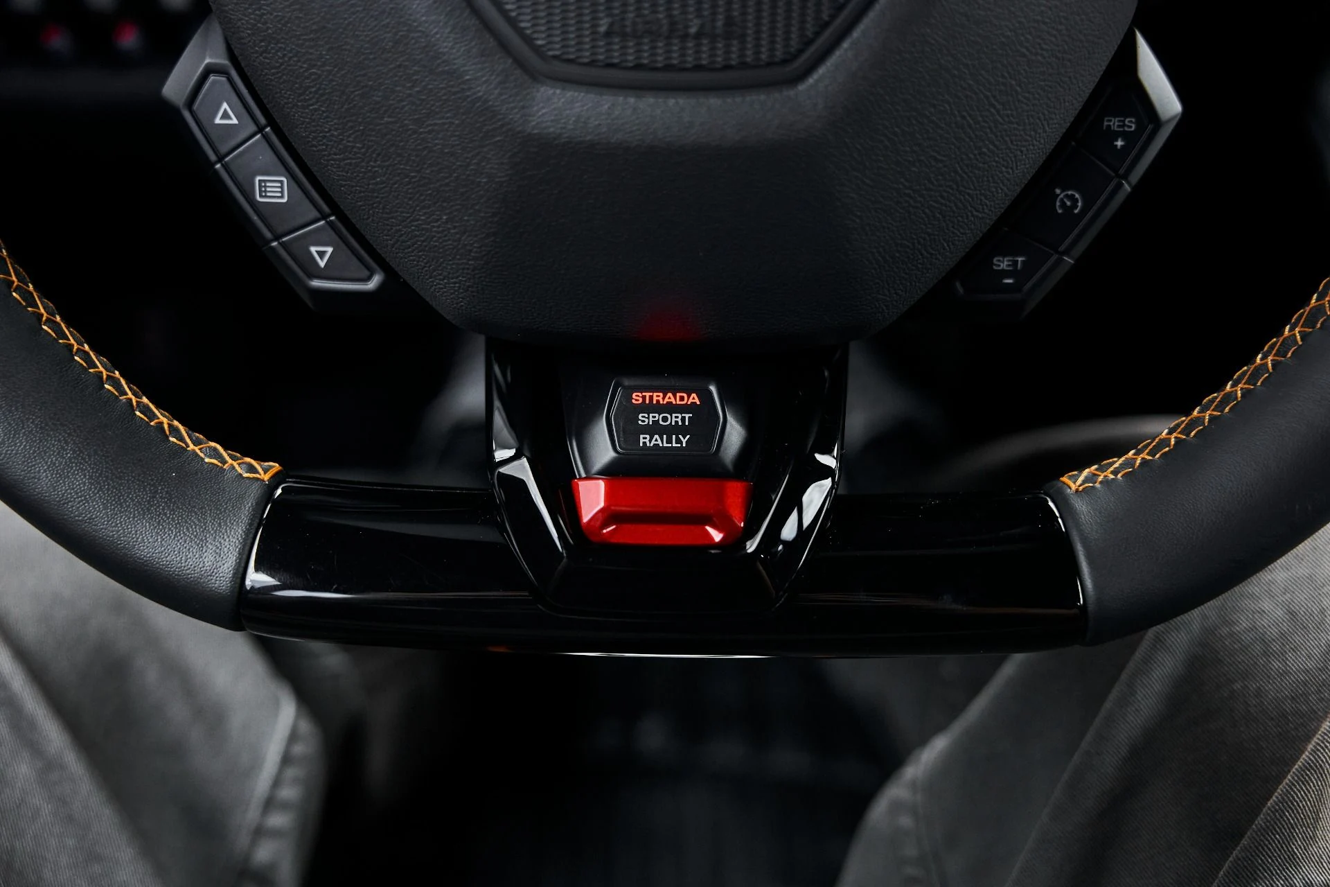 mph060_2279139405_Used_2023_Lamborghini_Huracan_Sterrato_Base_1780101815_c964fb1a41