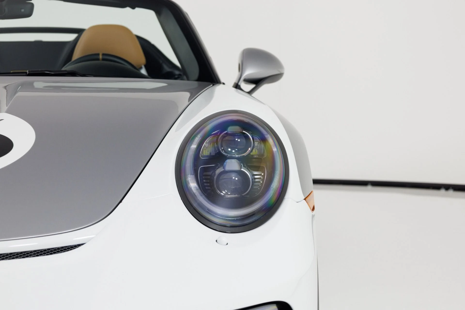 mph060_230135795_Used_2019_Porsche_911_Speedster_1790794392_d4ee516100