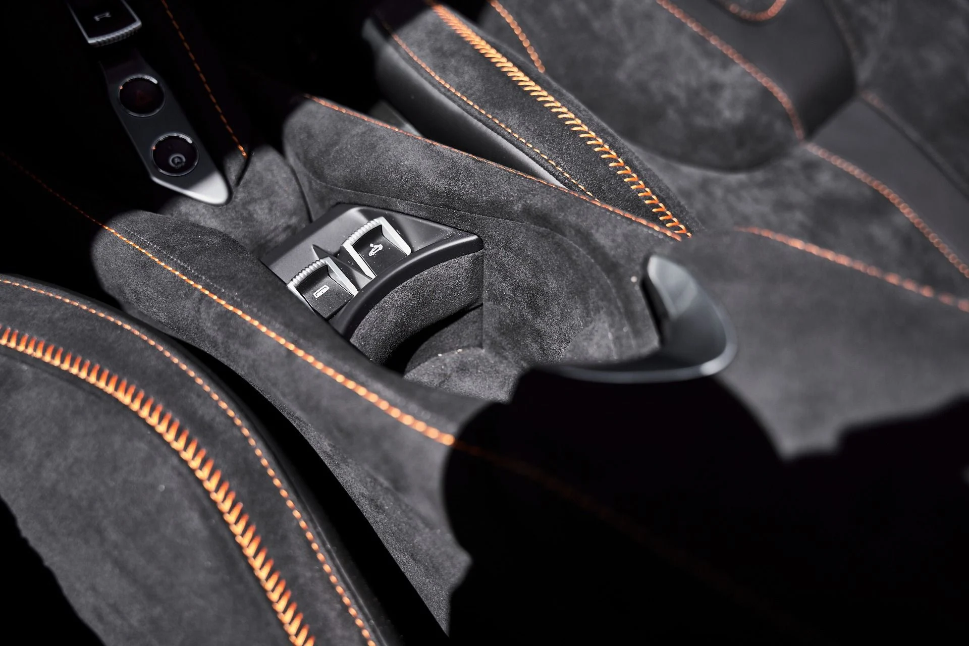 mph060_2335366628_Used_2025_Mc_Laren_750_S_1776907698_a3b0ef9cad