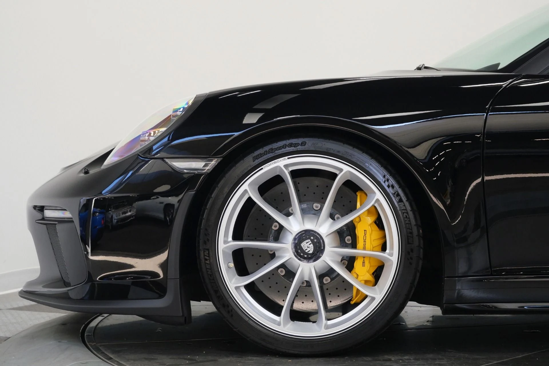 mph060_2341463587_Used_2019_Porsche_911_Speedster_1715_of_Only_1948_Built_6_Speed_Manual_1779827774_c7b996865e
