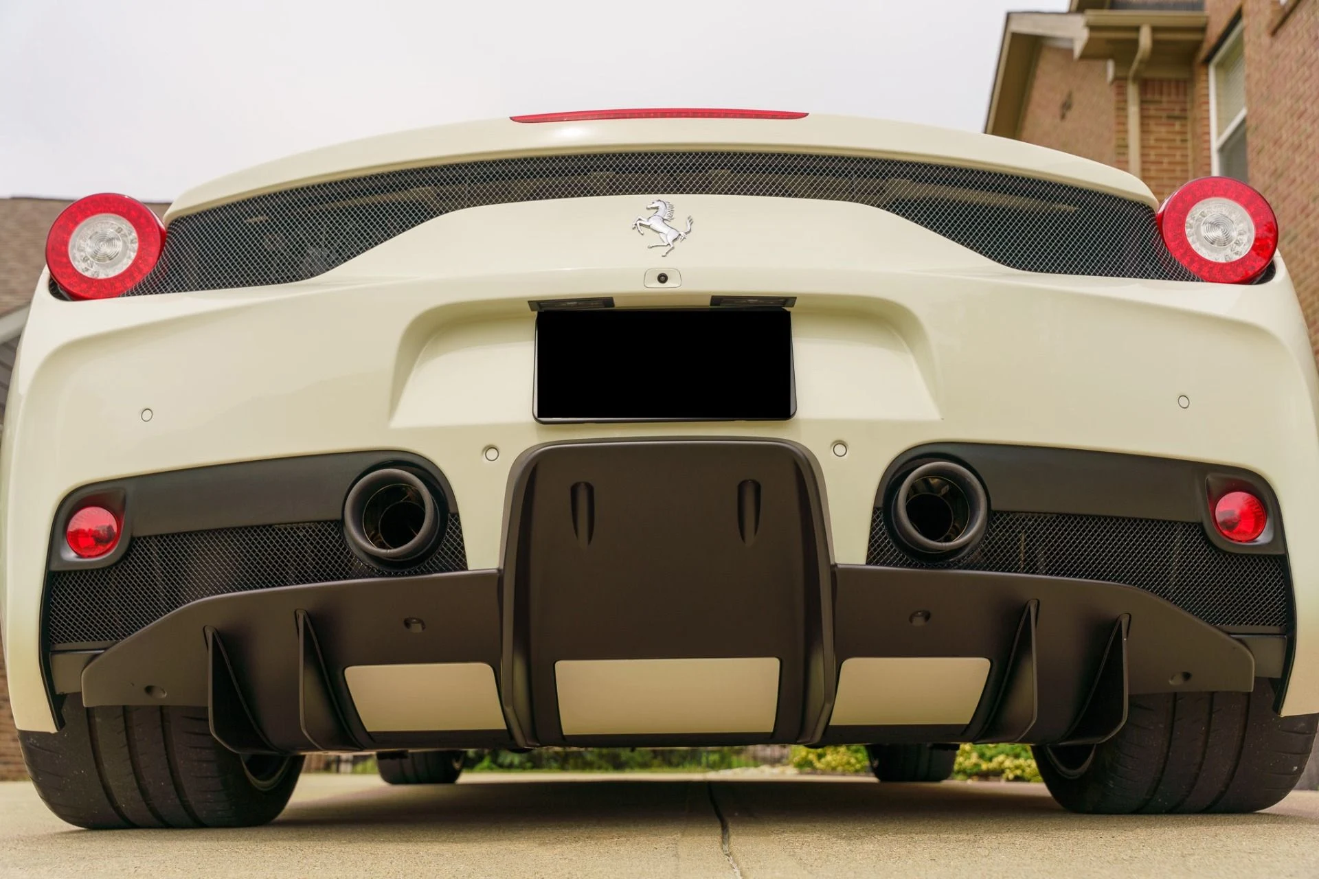 mph060_2368505905_Used_2015_Ferrari_458_Speciale_1754332080_0bab77d543