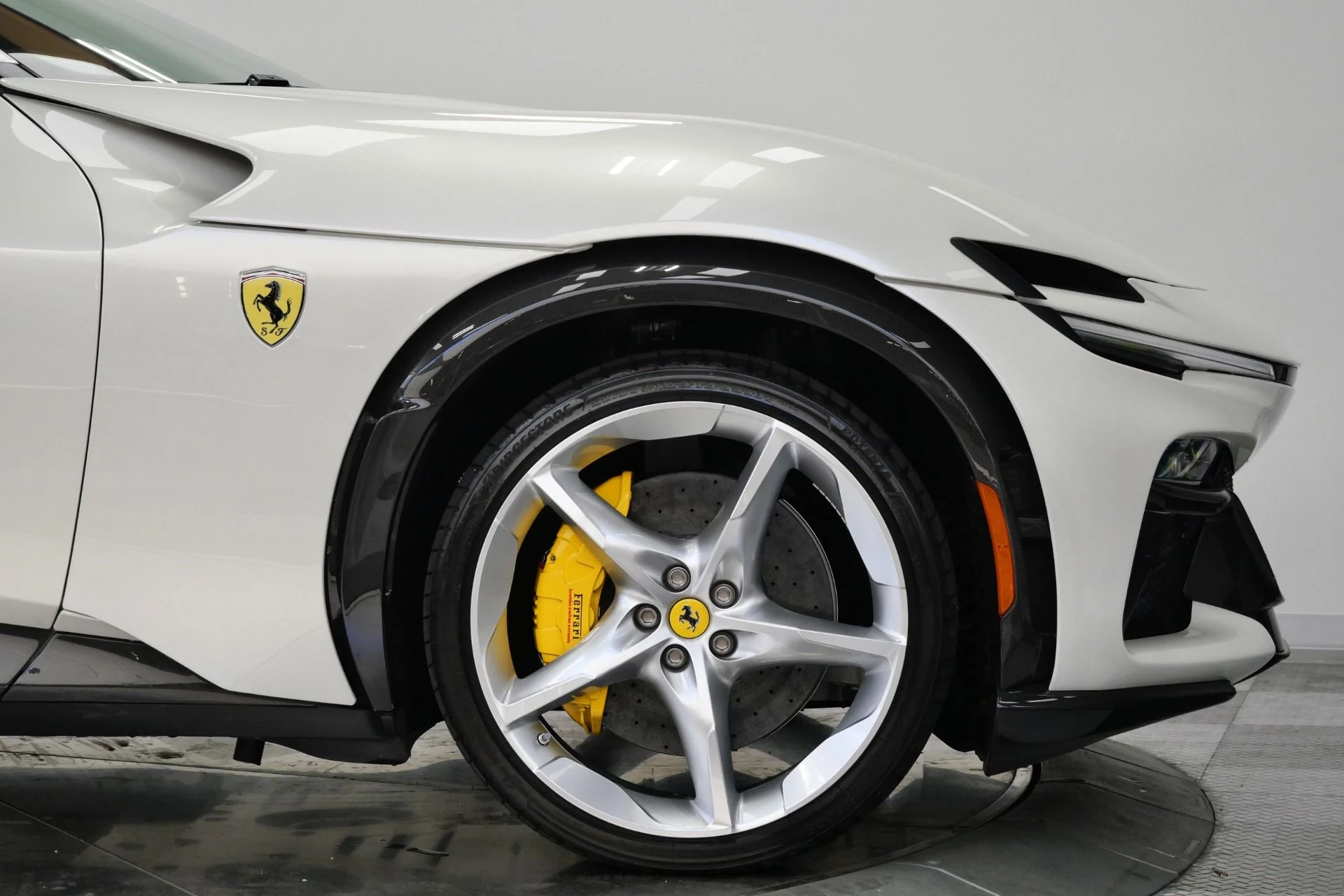 mph060_2372297209_Used_2025_Ferrari_Purosangue_Highly_Optioned_Pearlescent_Paint_Low_Miles_1778171886_0242501e77