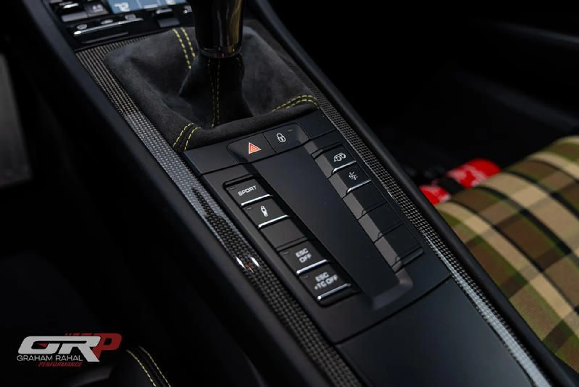 mph060_2381880098_242_BE_566_3669_46_B8_9266_95_FFA_19_B5094_1d3e9d0bbe