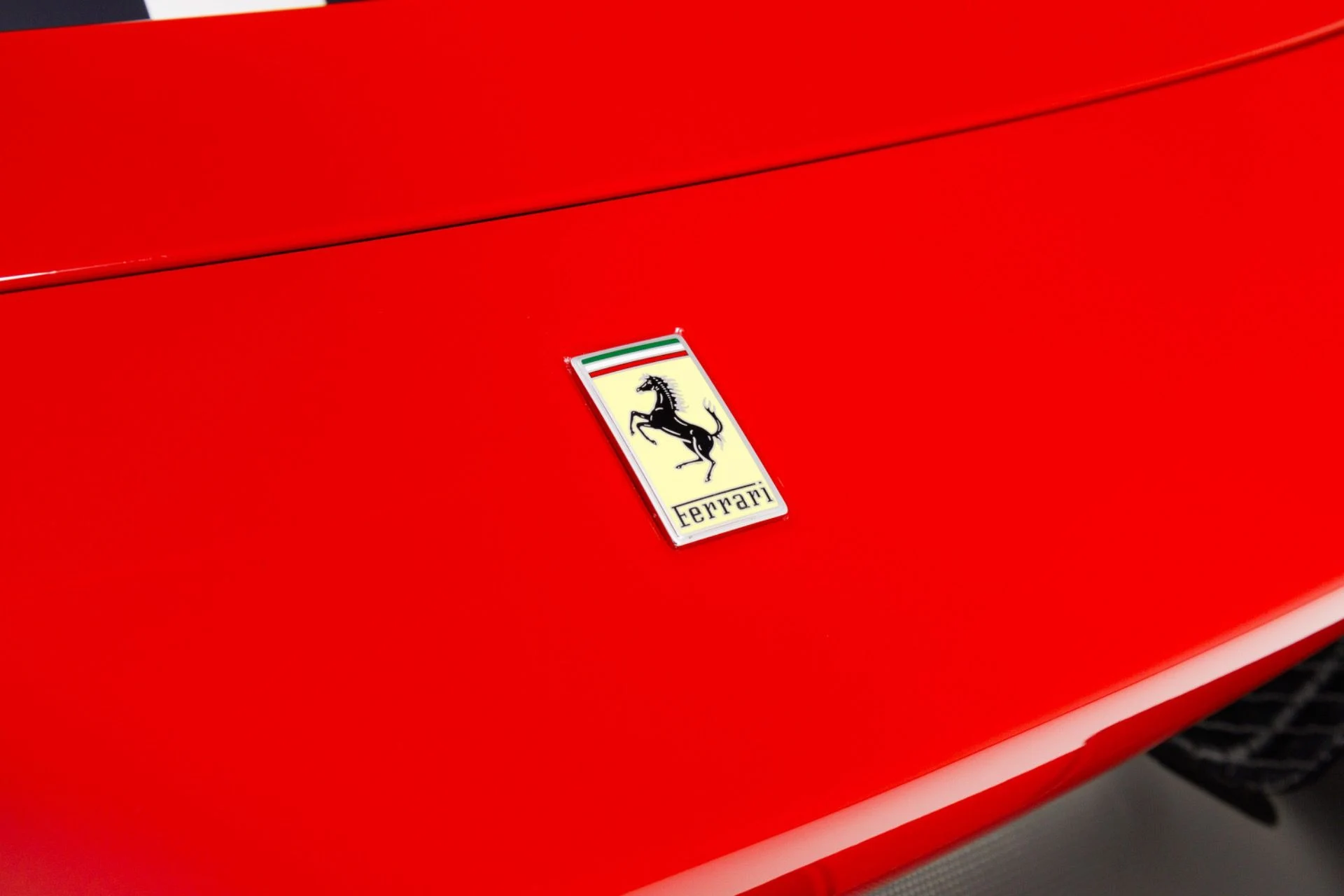 mph060_2385666954_Used_2020_Ferrari_488_Pista_1775511015_08e805bf92