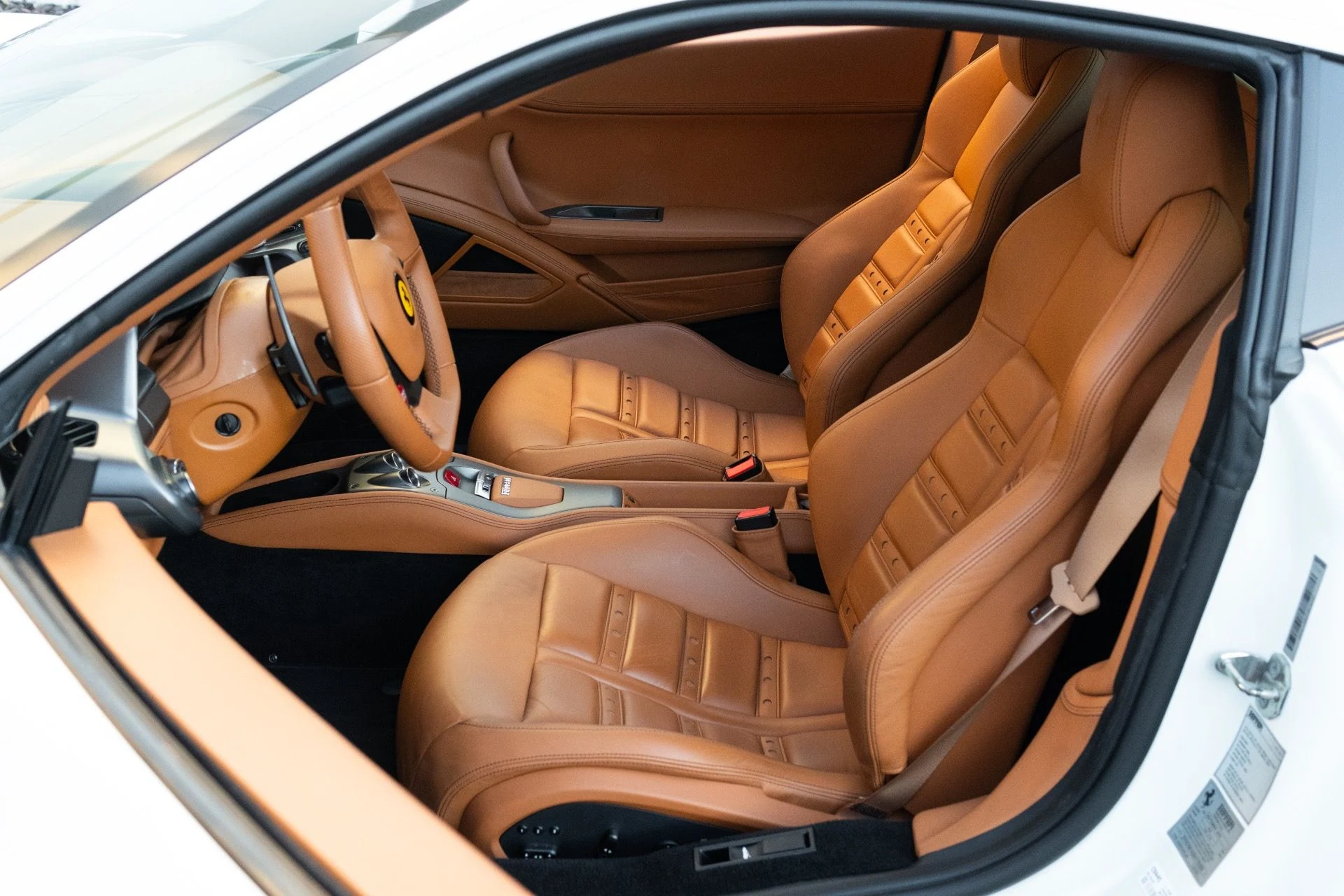 mph060_2392975377_Used_2011_Ferrari_458_Italia_1767072151_6f8e89210a