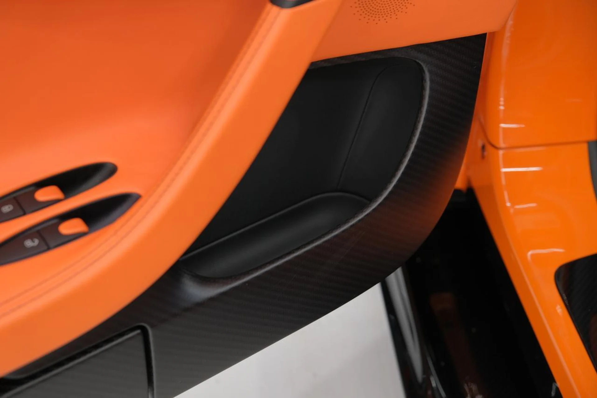 mph060_246352333_e1931fe92479f515ec003da674765fb4_4ae3cb5086