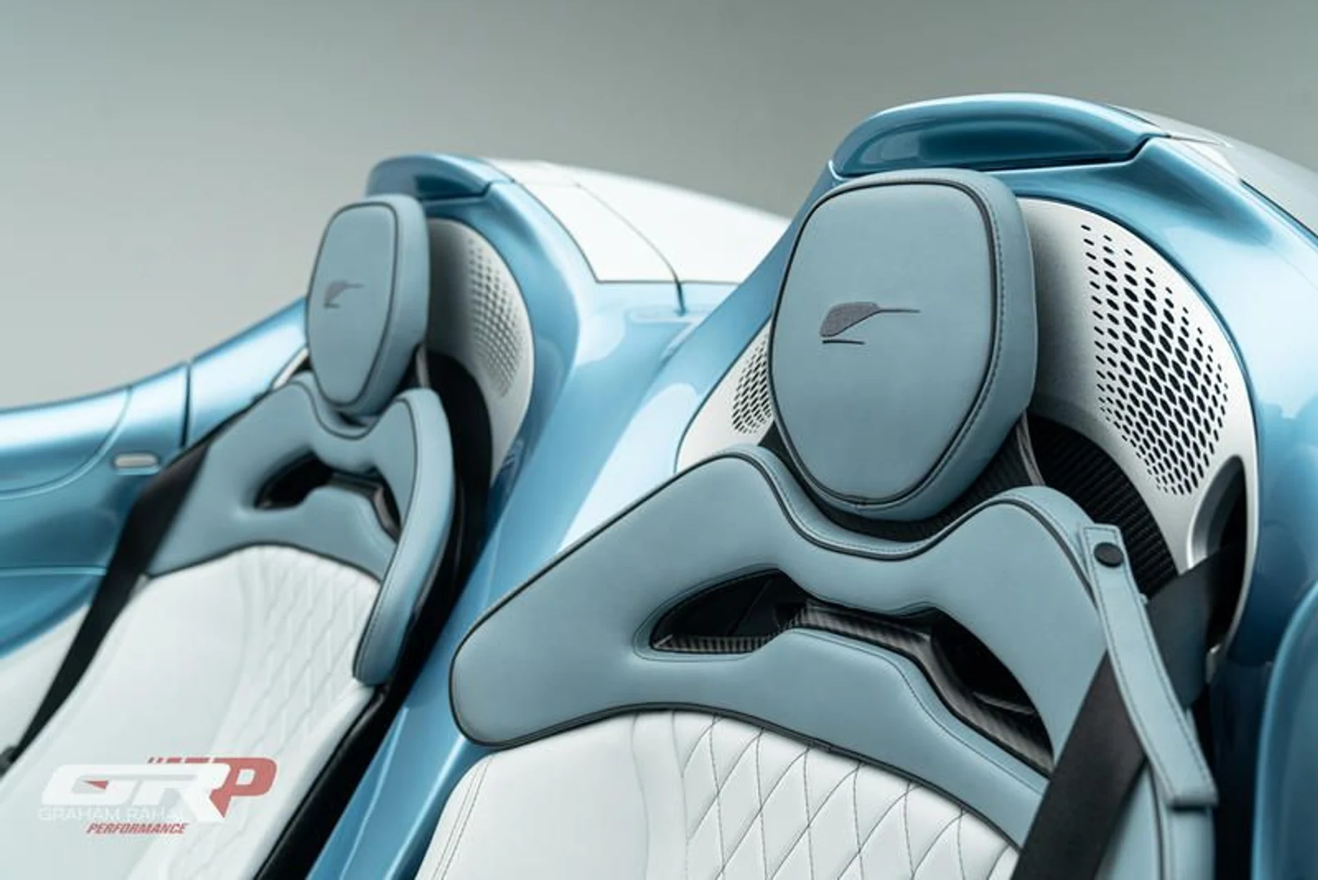 mph060_2480189486_CF_2_A5038_B990_43_AF_8_B38_0_EE_577_D04_D1_C_ee5cbb6962